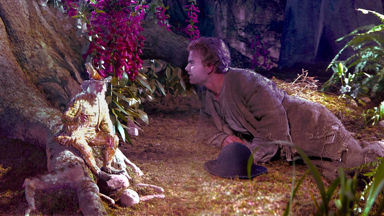 Das kalte Herz gehört zu den großen Märchen-Klassikern der DEFA. Hier:&nbsp; Peter Munk trifft das Glasmännchen im Wald.