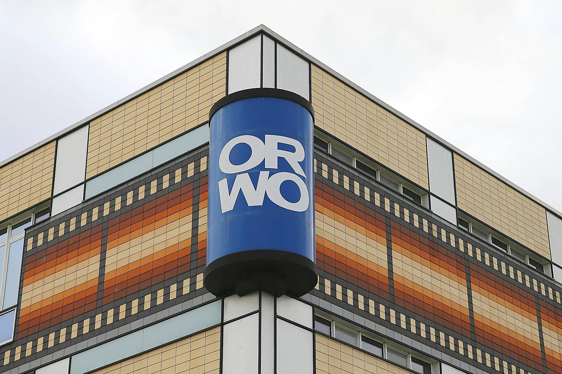 Die einstige DDR-Traditionsmarke Orwo wird wiederbelebt. Die Firma Orwo Net, die dafür drei Marken zusammenschließt, sitzt in Wolfen am alten Orwo-Standort.