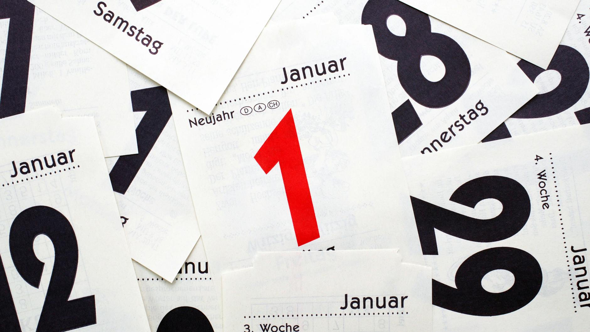 Ein simpler Tageskalender kann beim Sparen helfen - so legen Sie leicht ein kleines Sümmchen beiseite.