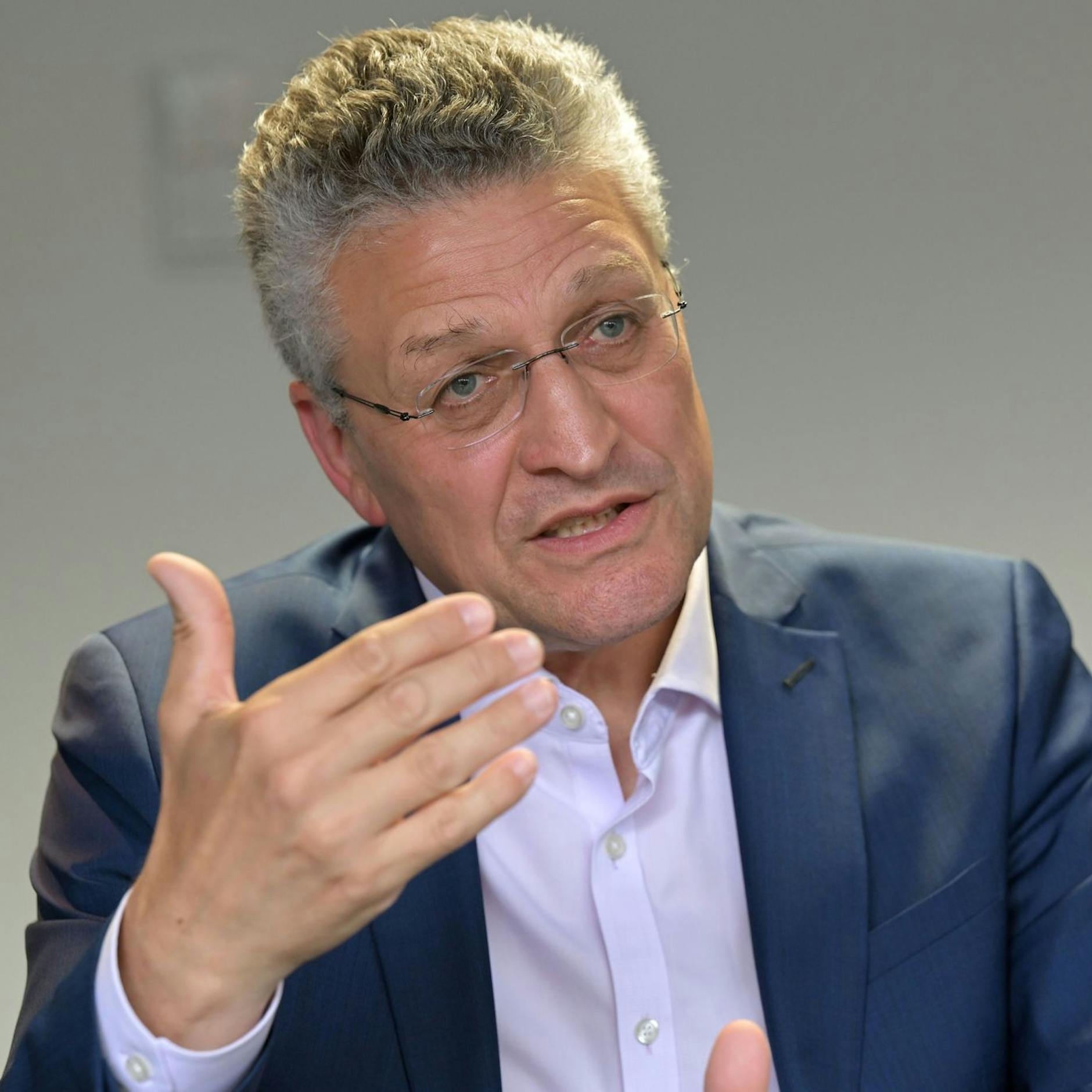 Image - Zu viele Füchse in Städten: Ex-RKI-Chef Lothar Wieler warnt vor Infektionen