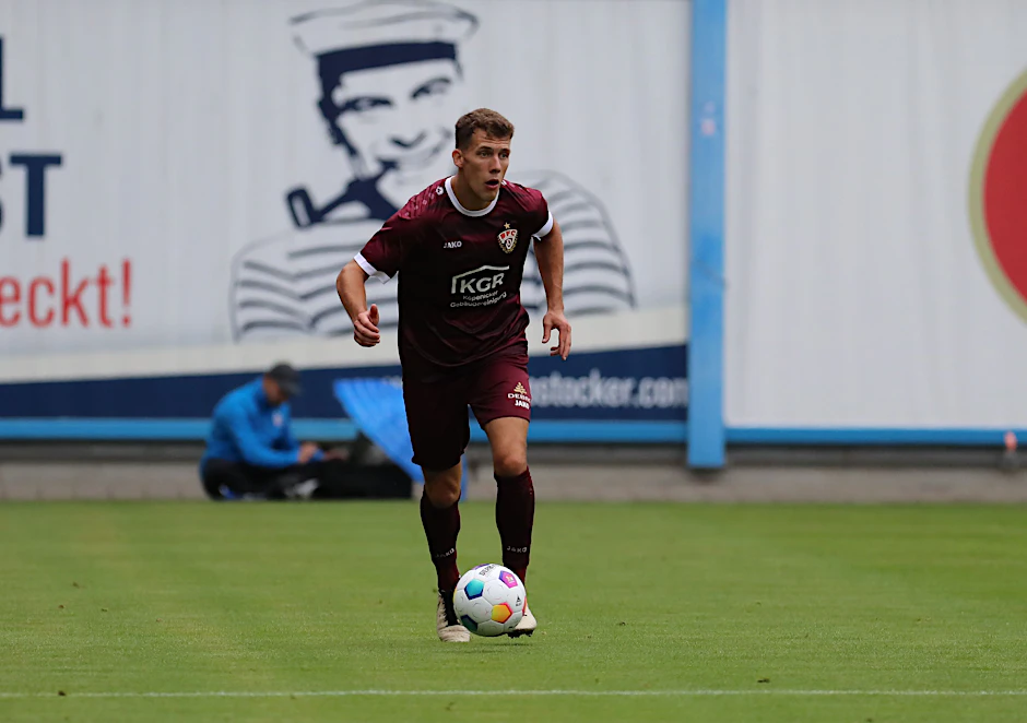 Übernimmt jetzt beim BFC Dynamo noch mehr Verantwortung: Chris Reher ist neuer Kapitän bei den Weinrot-Weißen.