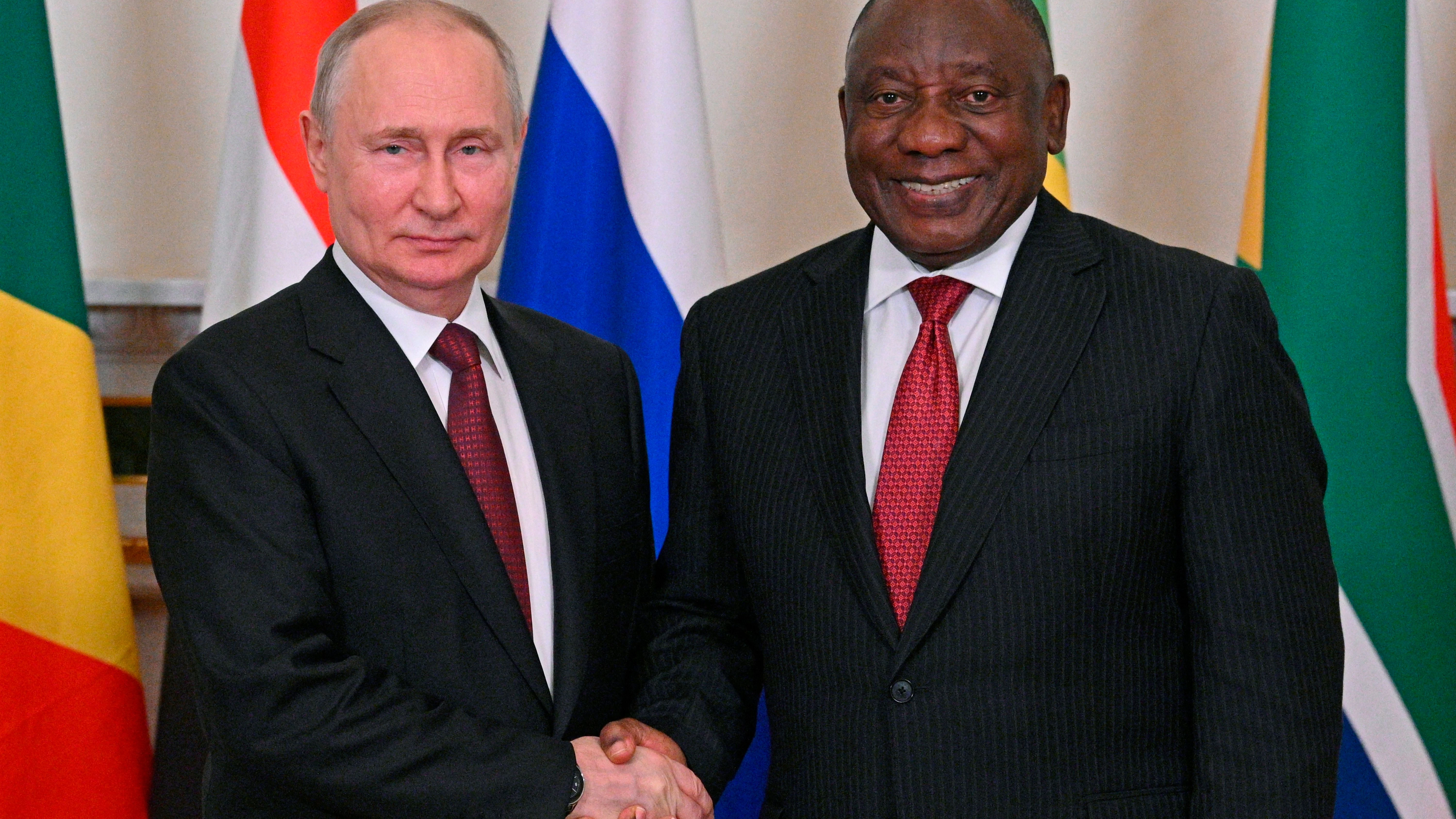 Der südafrikanische Präsident Cyril Ramaphosa traf Wladimir Putin bereits im Juni in St. Petersburg.