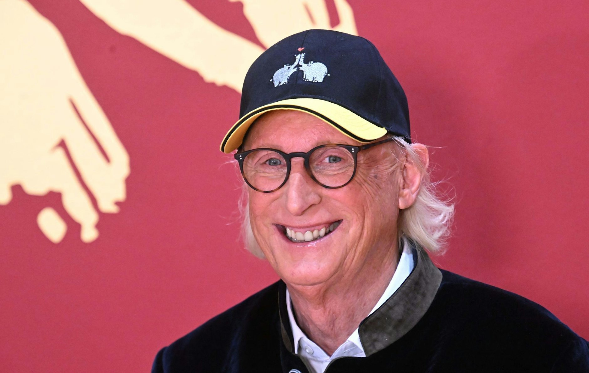 ARCHIV - Der Komiker und Künstler Otto Waalkes wird 75.  