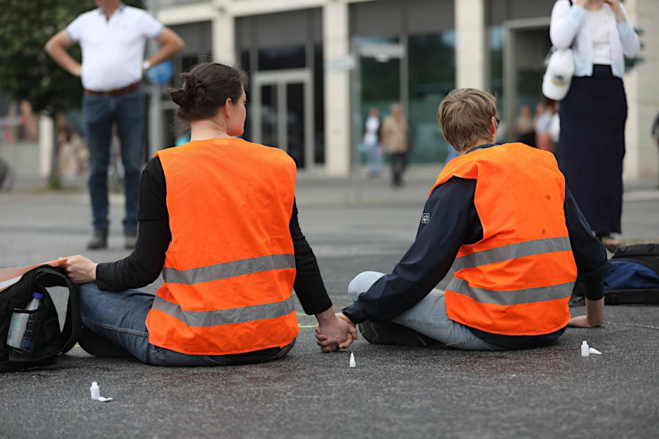 Die Aktionen der Klimaaktivisten der sogenannten Letzten Generation schrecken Bürger laut der Studie ab