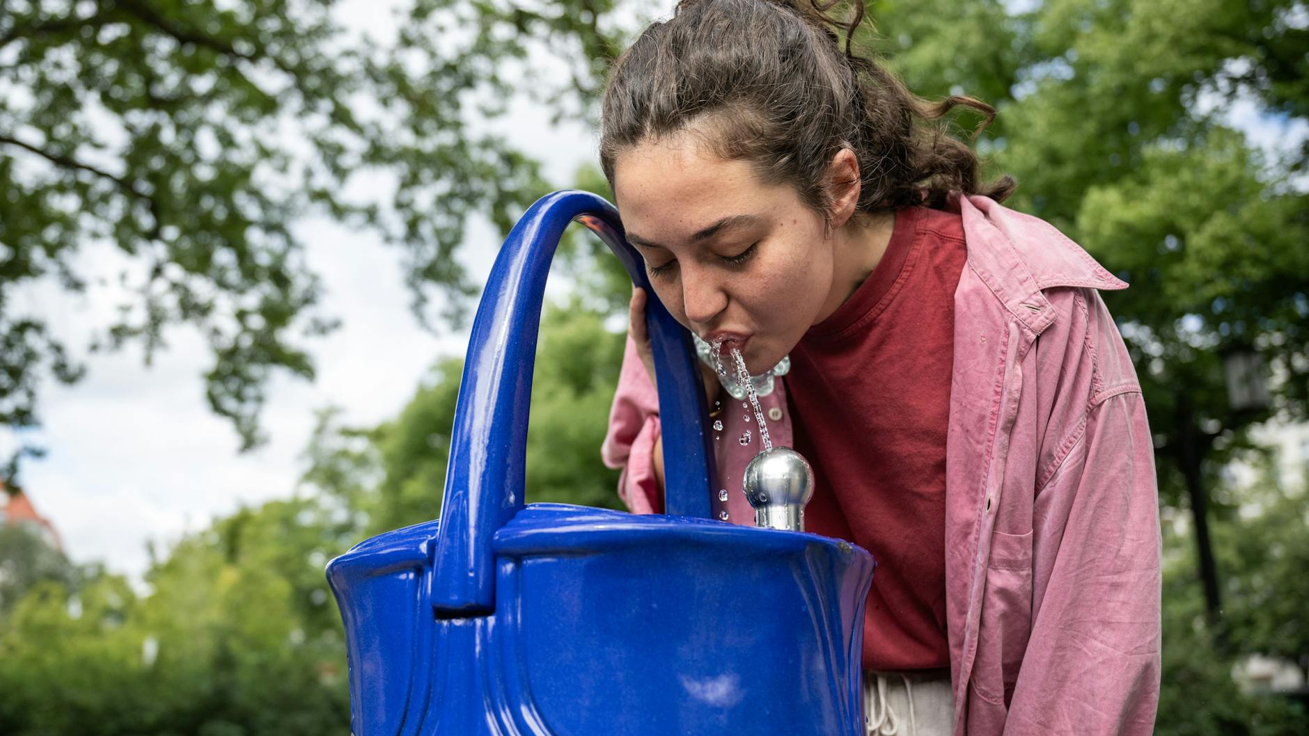 Im Lietzenseepark wurde der 222. Trinkbrunnen eingeweiht. In Berlin kommt das gut an.