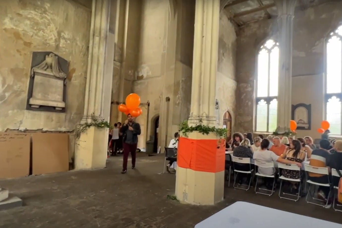 Die Störer platzten in das Bankett der Klimaaktivisten.