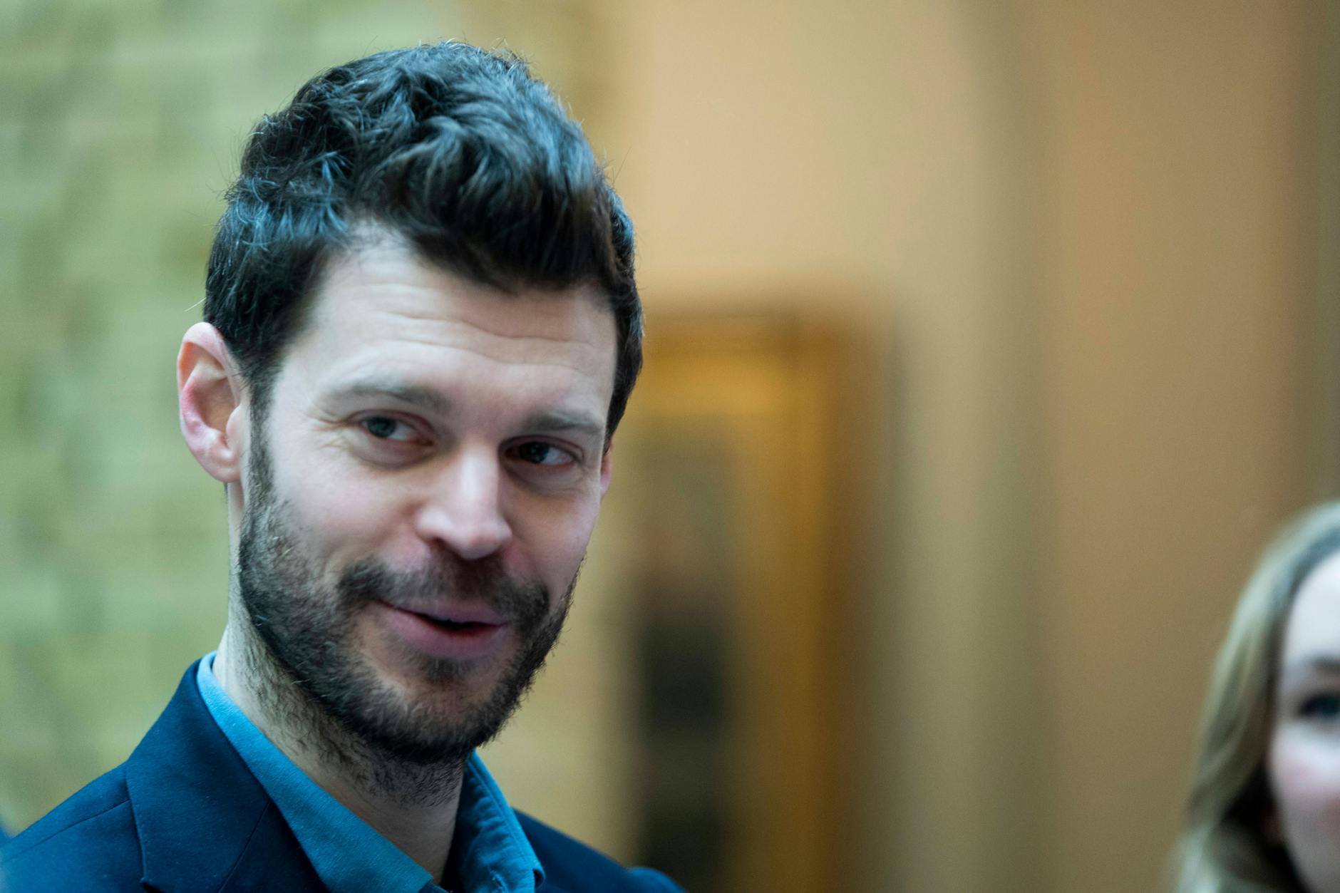 Bjørnar Moxnes, langjähriger Chef der norwegischen Rødt-Partei, tritt zurück.