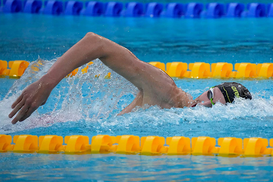 ARCHIV - Hat über 400 Meter Freistil nach 3:42,20 Minuten angeschlagen: WM-Dritter Lukas Märtens.  
