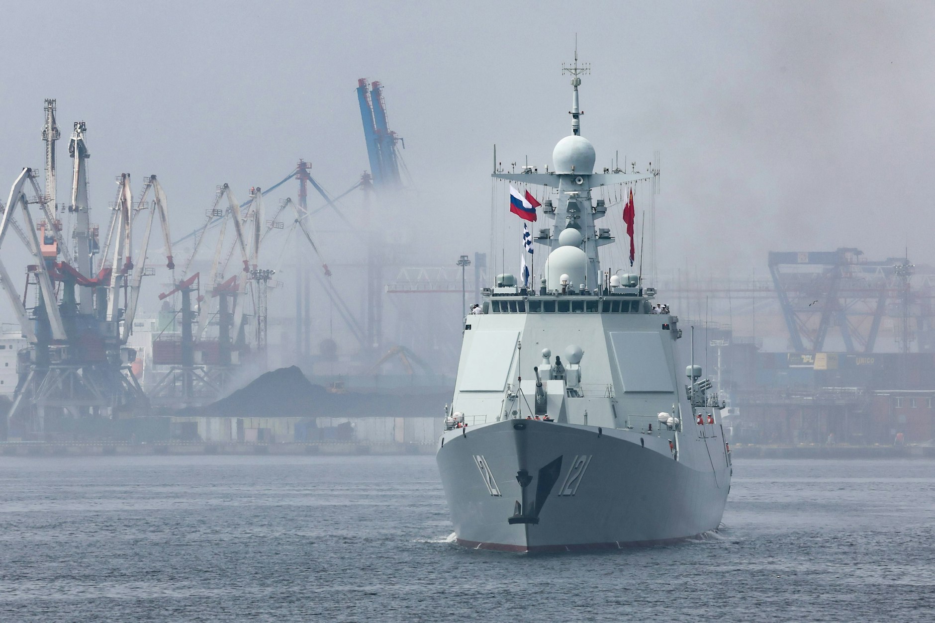 <a href="https://www.berliner-zeitung.de/topics/russland">Russland</a> hat nach Angaben des Verteidigungsministeriums eine ukrainische Attacke auf ein russisches Kriegsschiff im <a href="https://www.berliner-zeitung.de/topics/schwarzes-meer">Schwarzen Meer</a> abgewehrt.