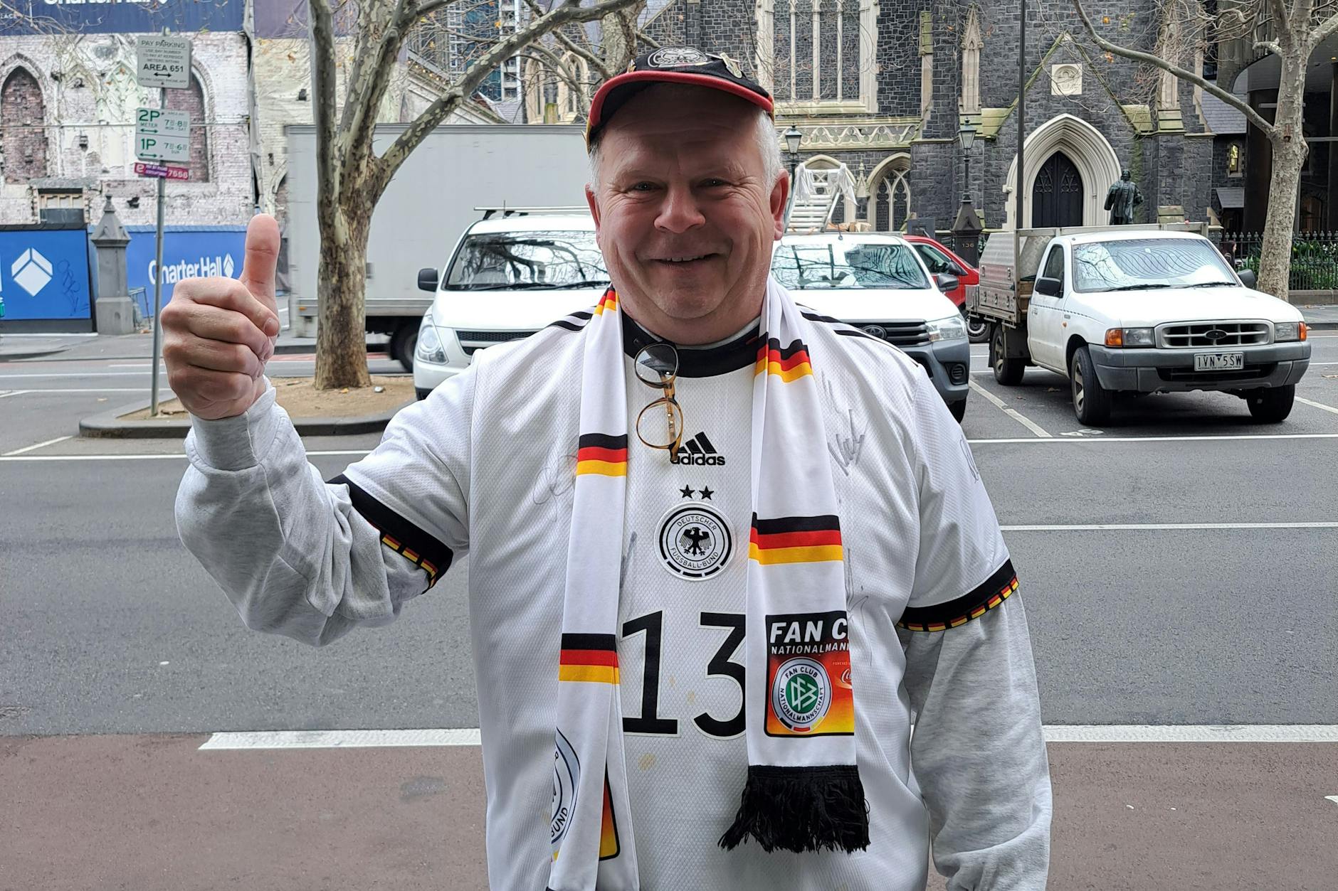 Michael Meier folgt seit Jahren aus Überzeugung der deutschen Nationalmannschaft der Männer und Frauen.