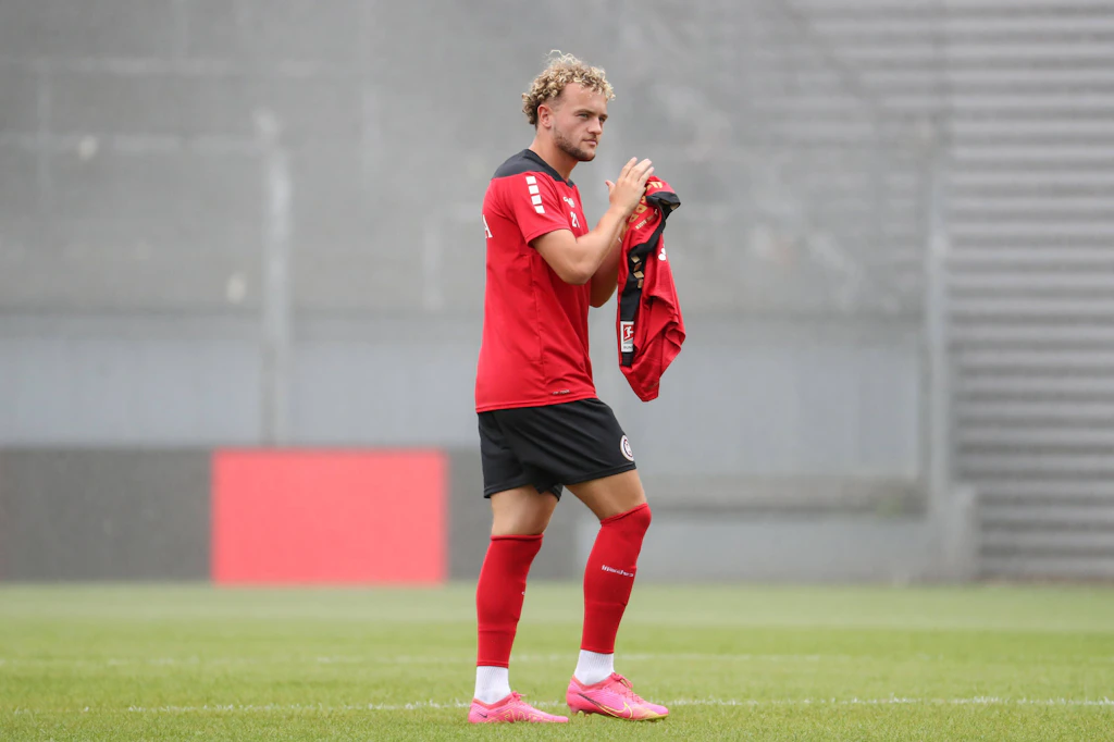 1. FC Union: Exklusiv! Poker erfolgreich, Benedict Hollerbach unterschreibt in Köpenick