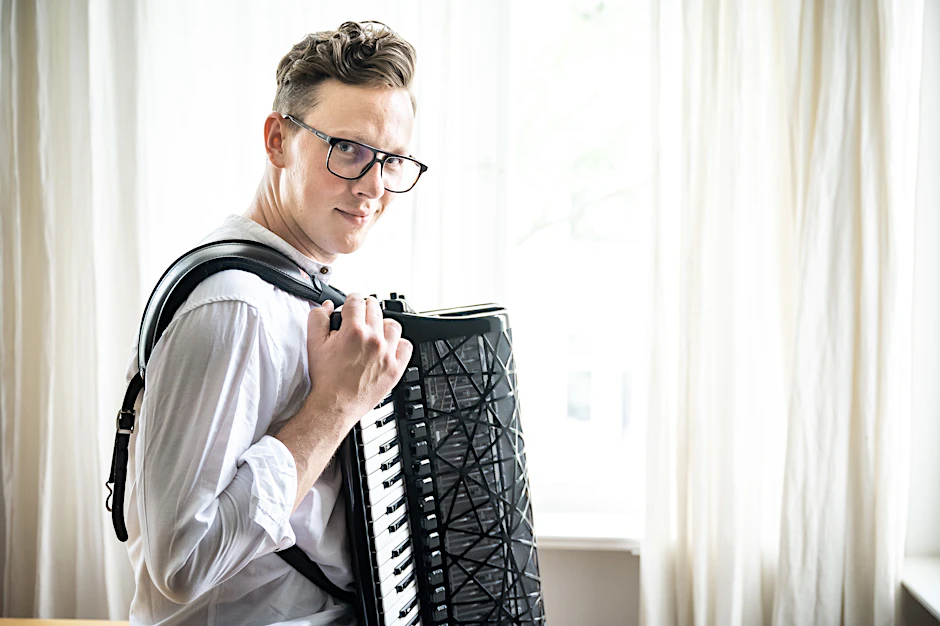 Der Akkordeonist Martynas Levickis&nbsp;