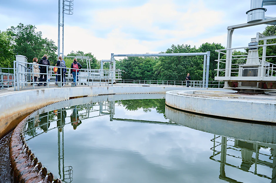 Das Wasserwerk Beelitzhof hat zur Besichtigung und zur Pressekonferenz um die aktuelle Versorgungslage und den Ausblick auf die nächsten Jahre eingeladen.&nbsp;