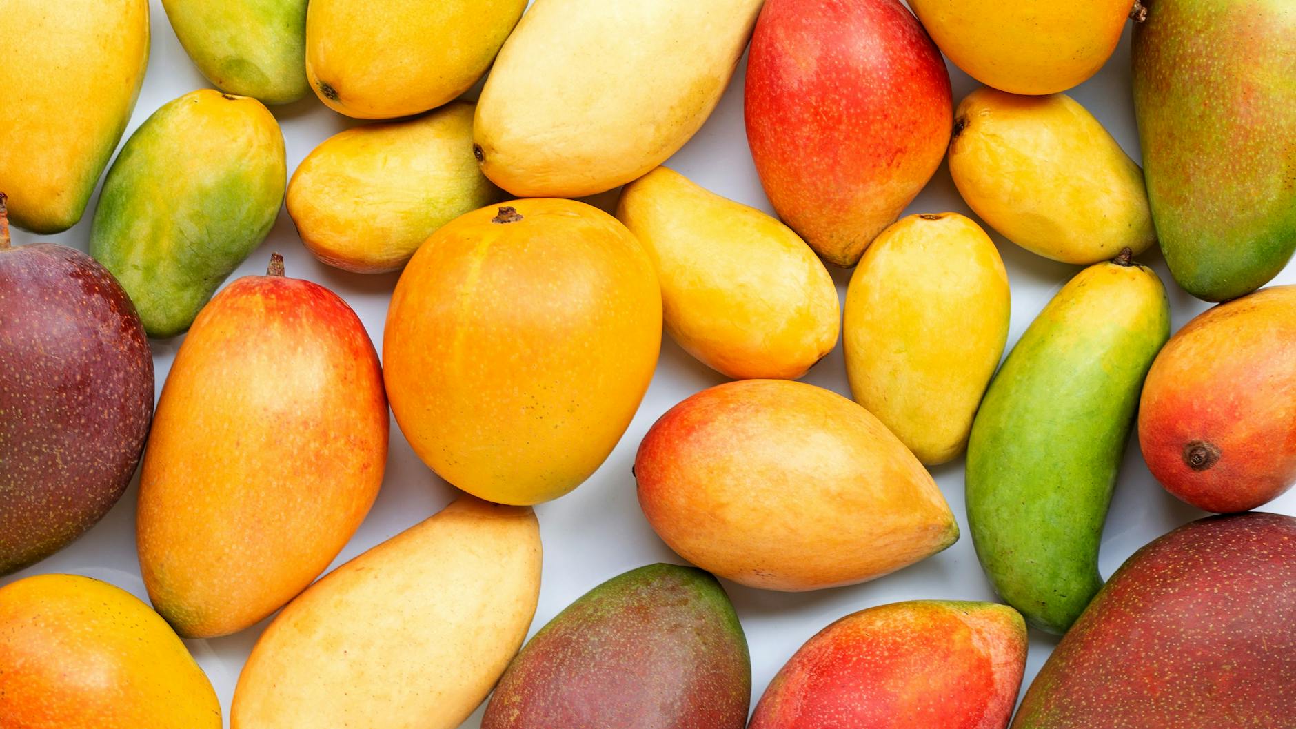 Wandelbare Sommerfrucht: Die Mango zaubert süße Frische auf den Essenstisch.