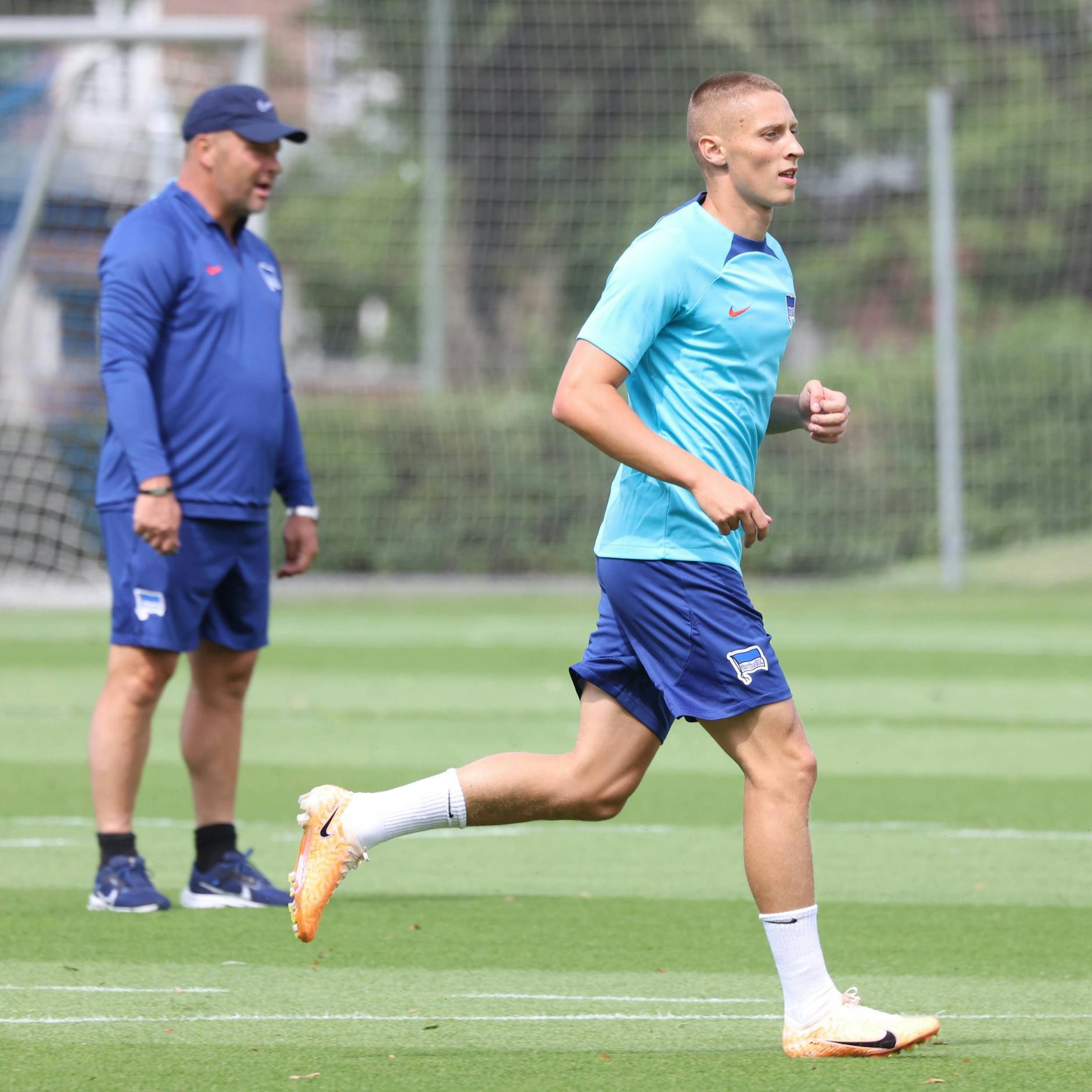 Seit Montag ist Palko Dardai wieder zurück bei Hertha und sein Vater und Trainer nahm ihn sofort hart ran.