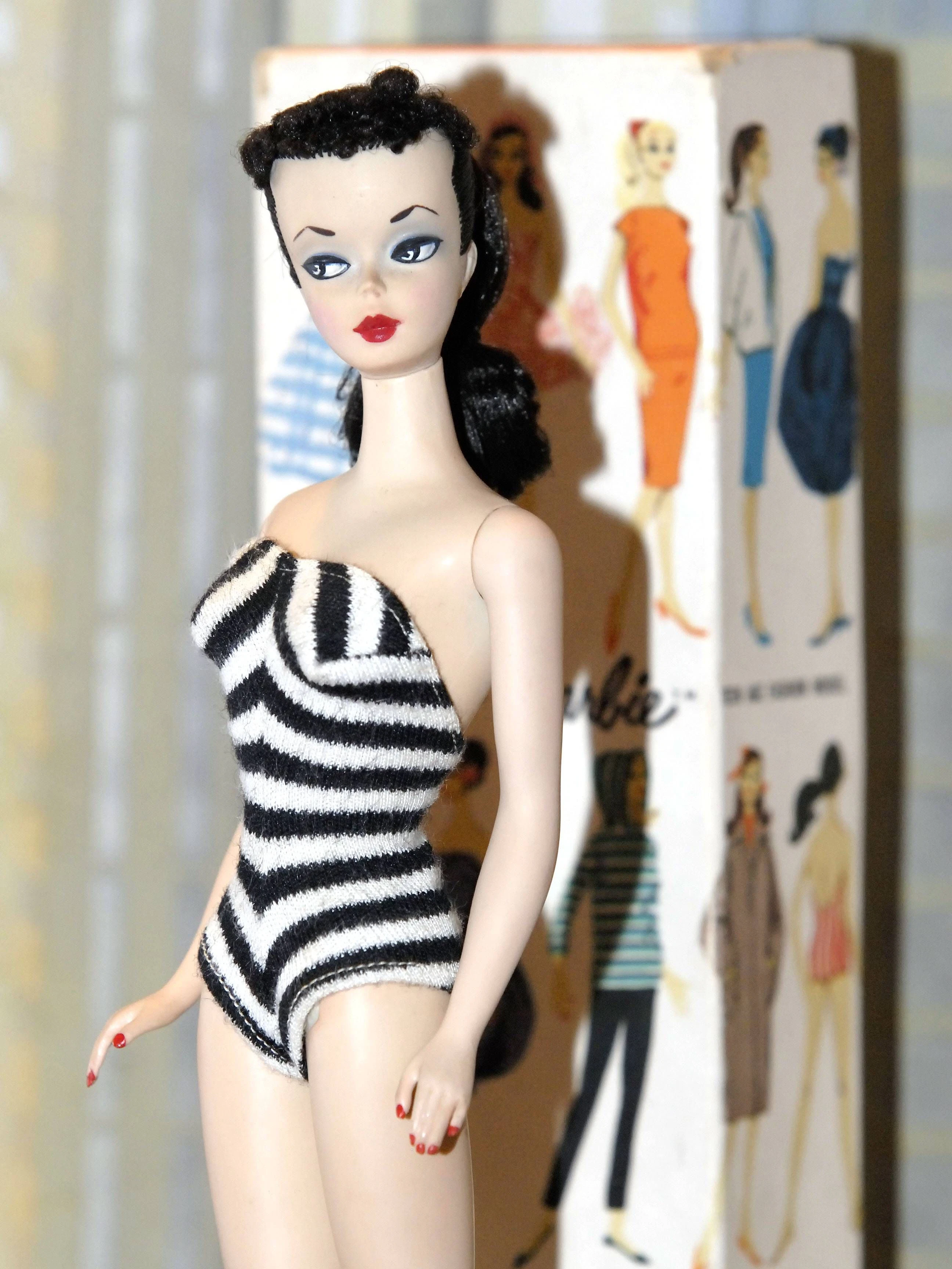 Brünette im Badeanzug: Die erste Barbie kam 1959 auf den Markt.