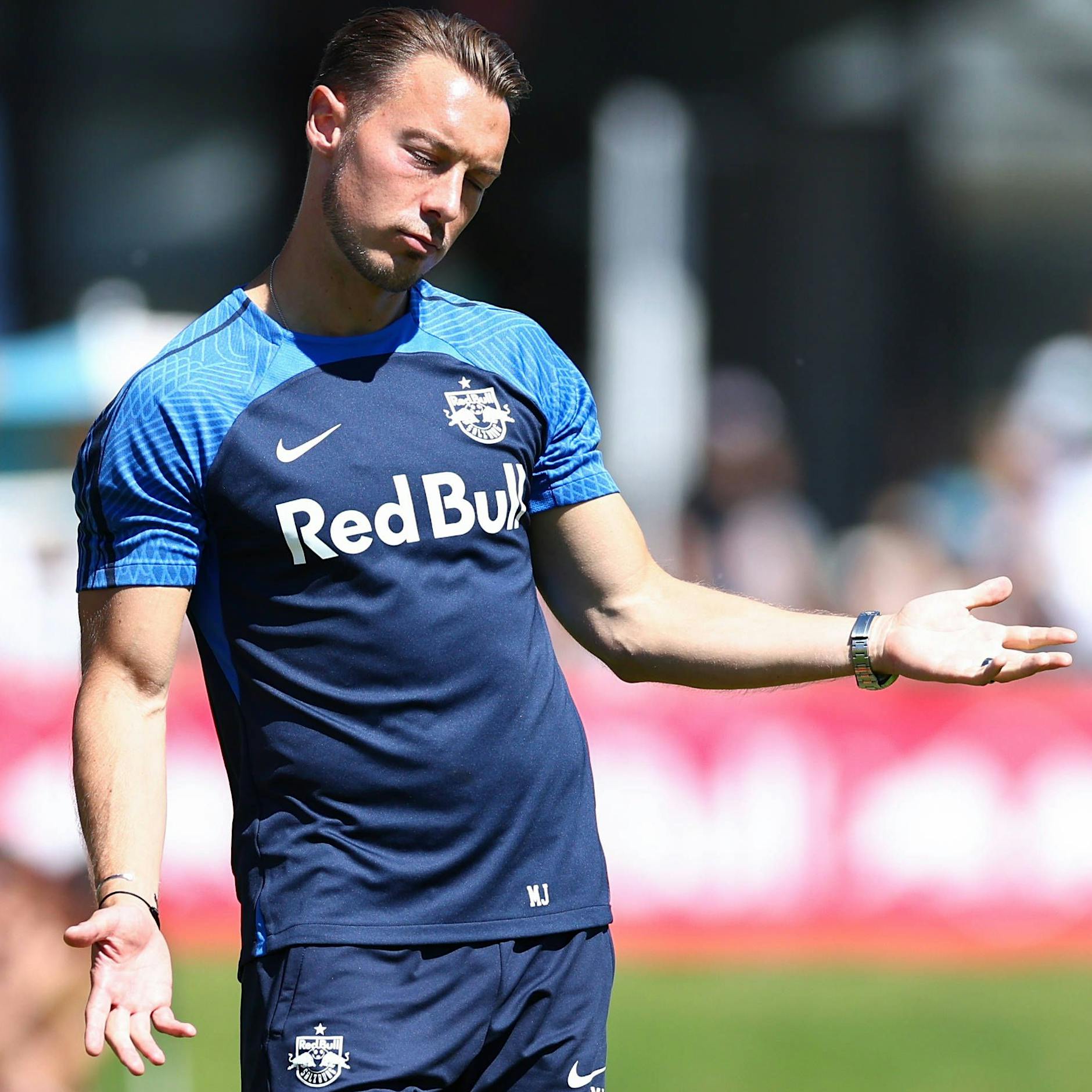 Schleich di zum Scheich! Salzburgs Meistercoach einen Tag vor Saisonstart gefeuert, weil er mit Saudis zockt