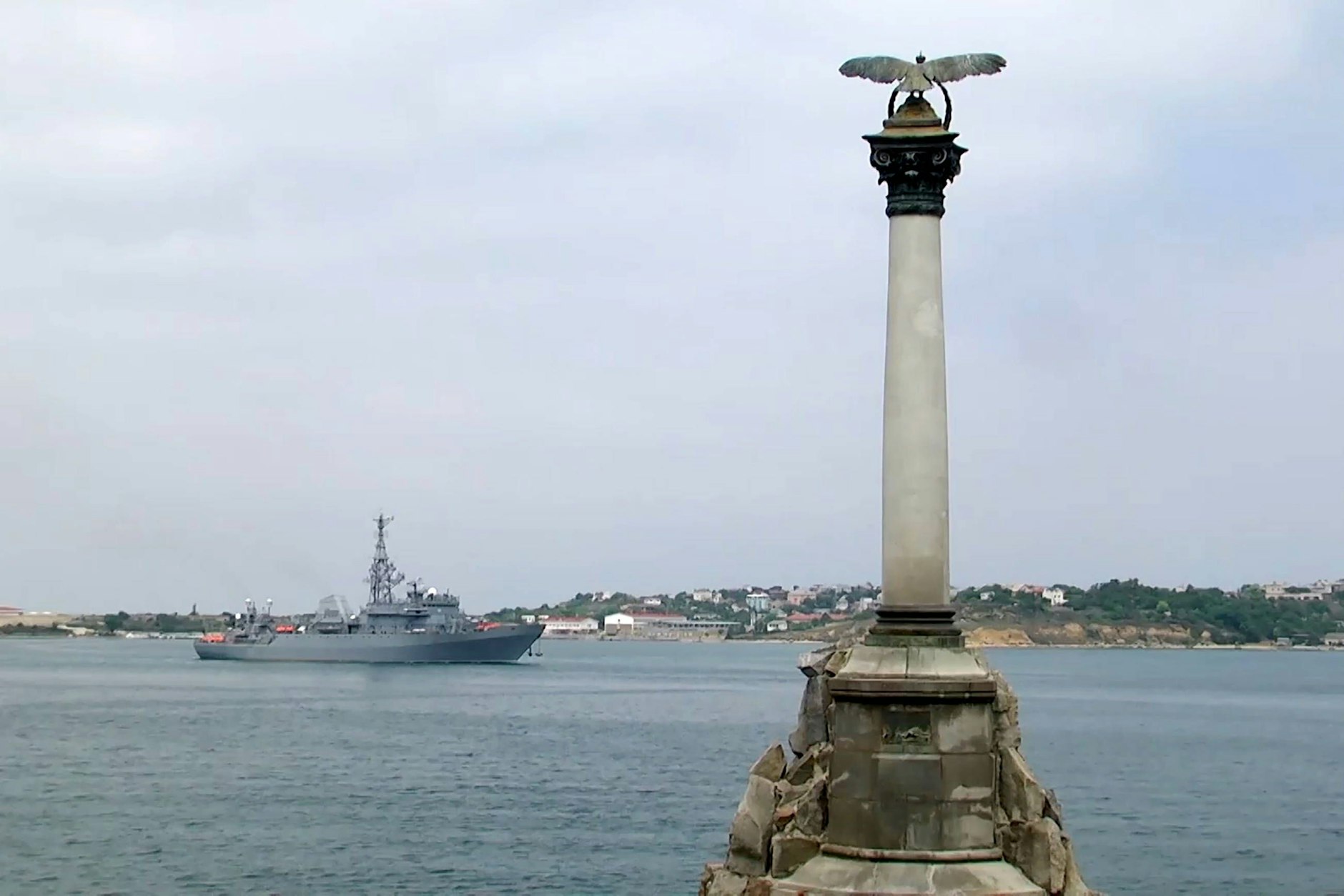 Das Geheimdienstschiff Ivan Khurs der russischen Schwarzmeerflotte. Könnte die neue ukrainische Drohne eine Bedrohung für die Flotte darstellen?