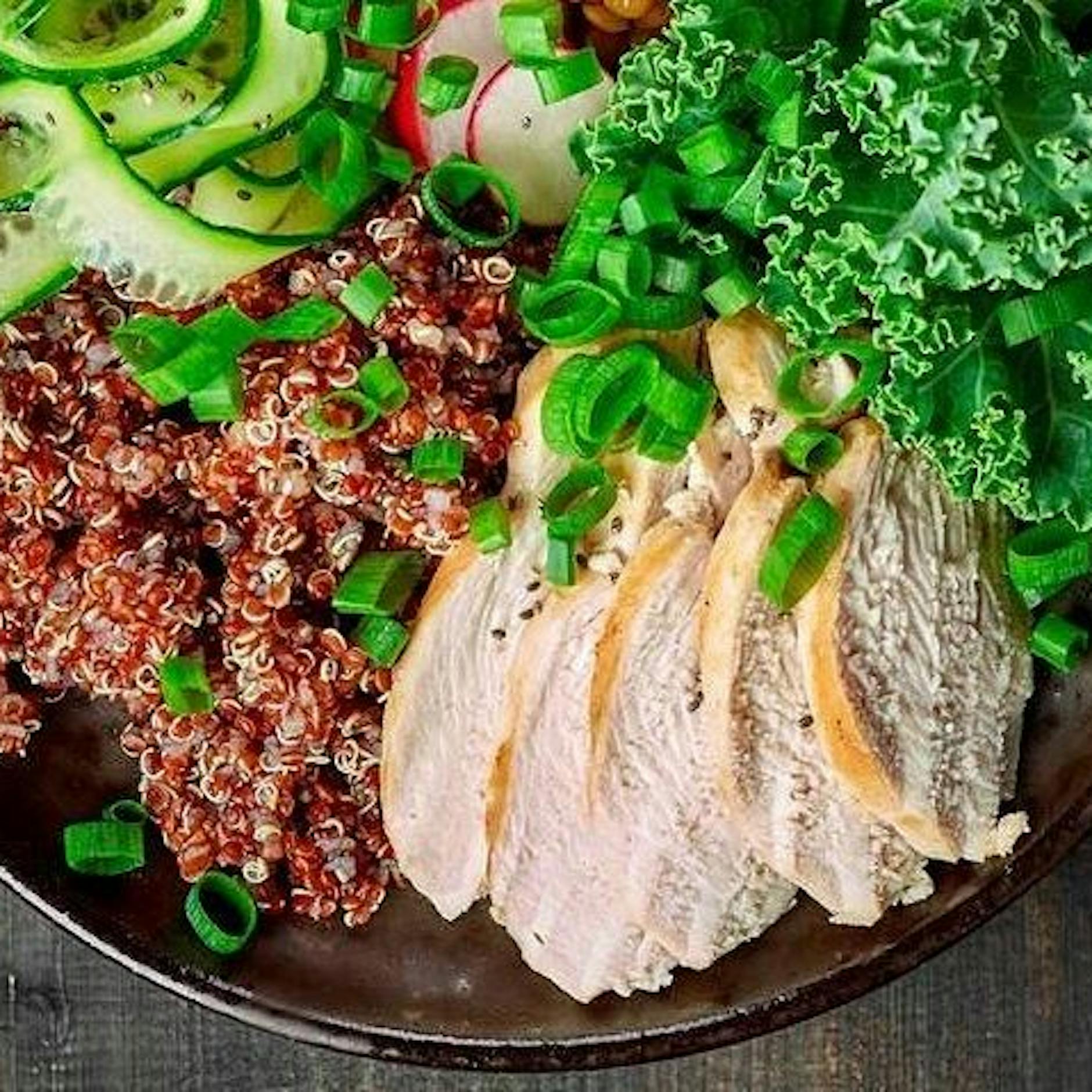 Perfektes Diät-Rezept: Hähnchen mit Zitronen-Kräuter-Quinoa