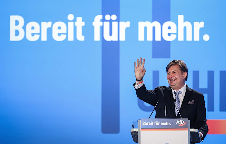 „Hier kräht der Krah“ Maximilian Krah, AfD-Spitzenkandidat für die Europawahl.