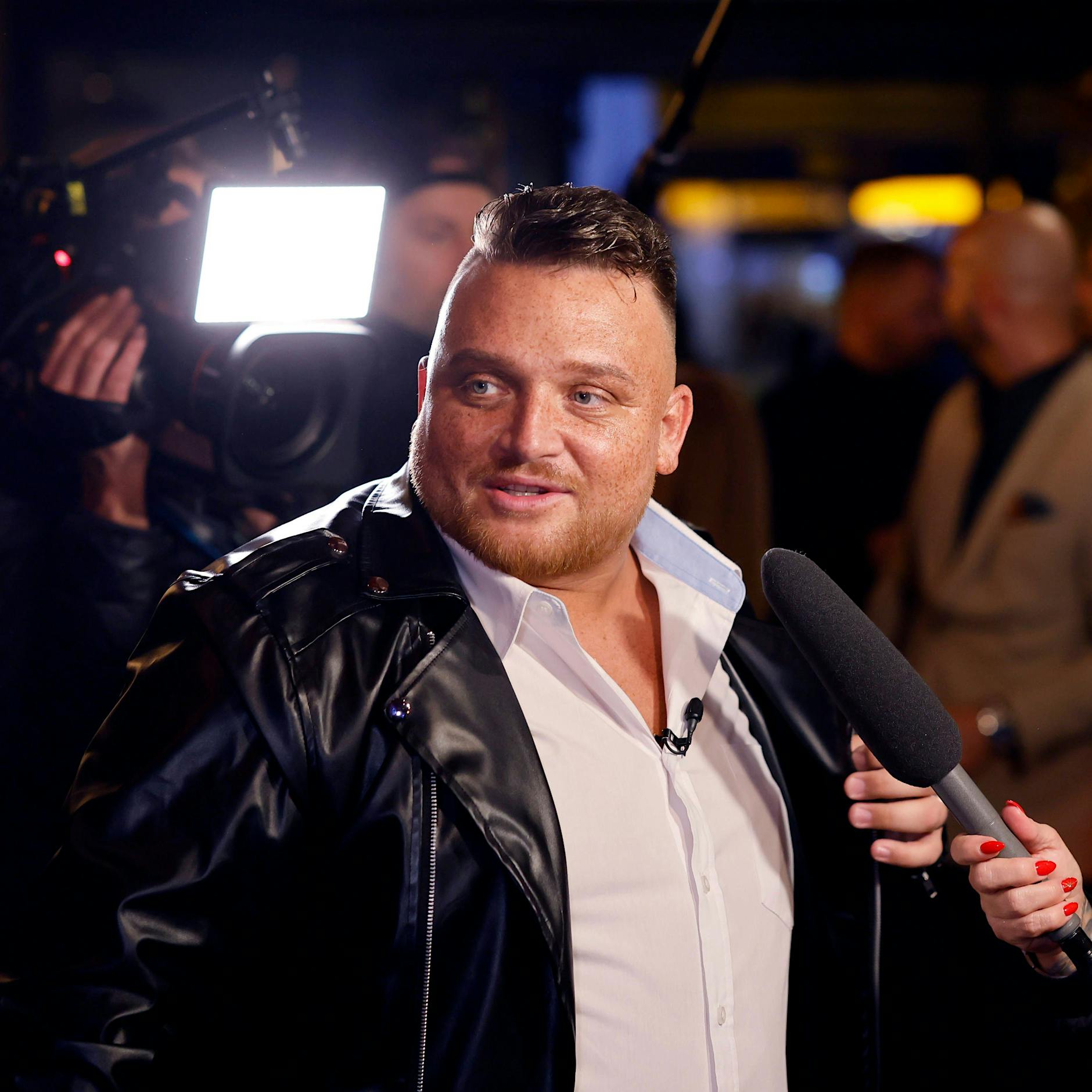 Aus Entzugsklinik geholt: Menowin Fröhlich muss erneut in den Knast!