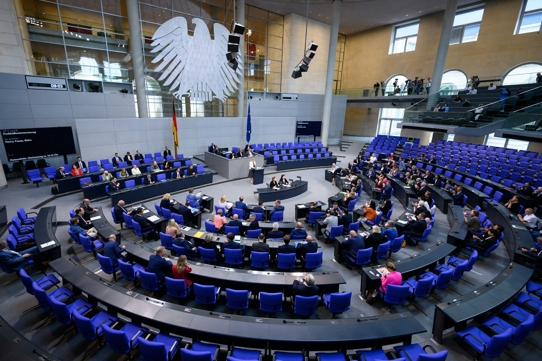 2022 war ein schlechtes Jahr hinsichtlich Großspenden an die Parteien, im ersten halben Jahr 2023 floss aber wieder mehr Geld.