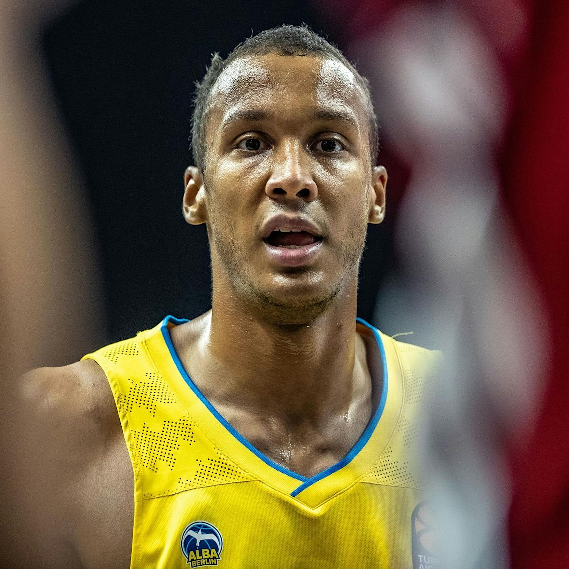 Personalentscheidungen bei Alba Berlin: Ben Lammers geht, Louis Olinde bleibt