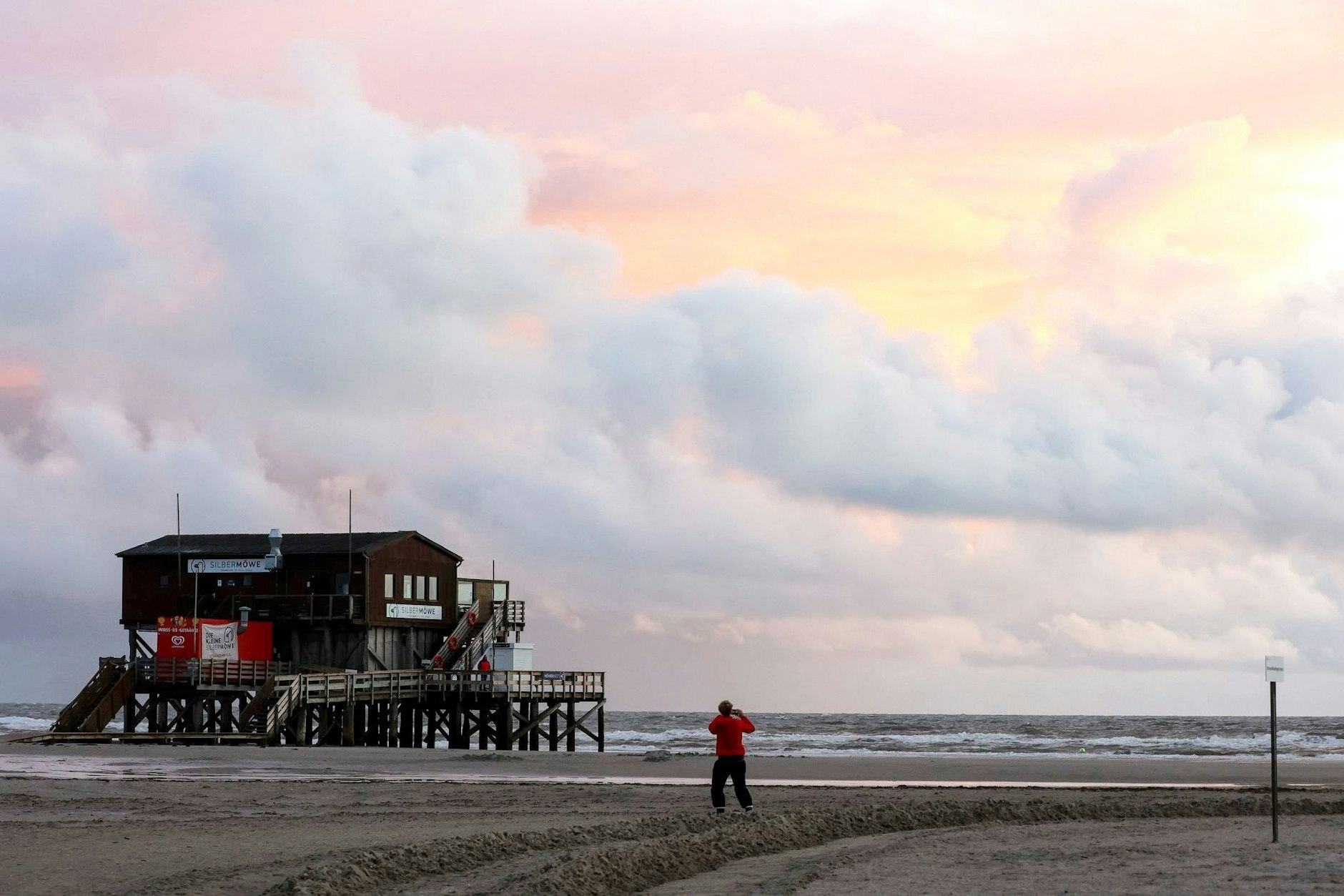 Kalter Sommer durch Klimawandel? Experte „Wetter hat nichts mit