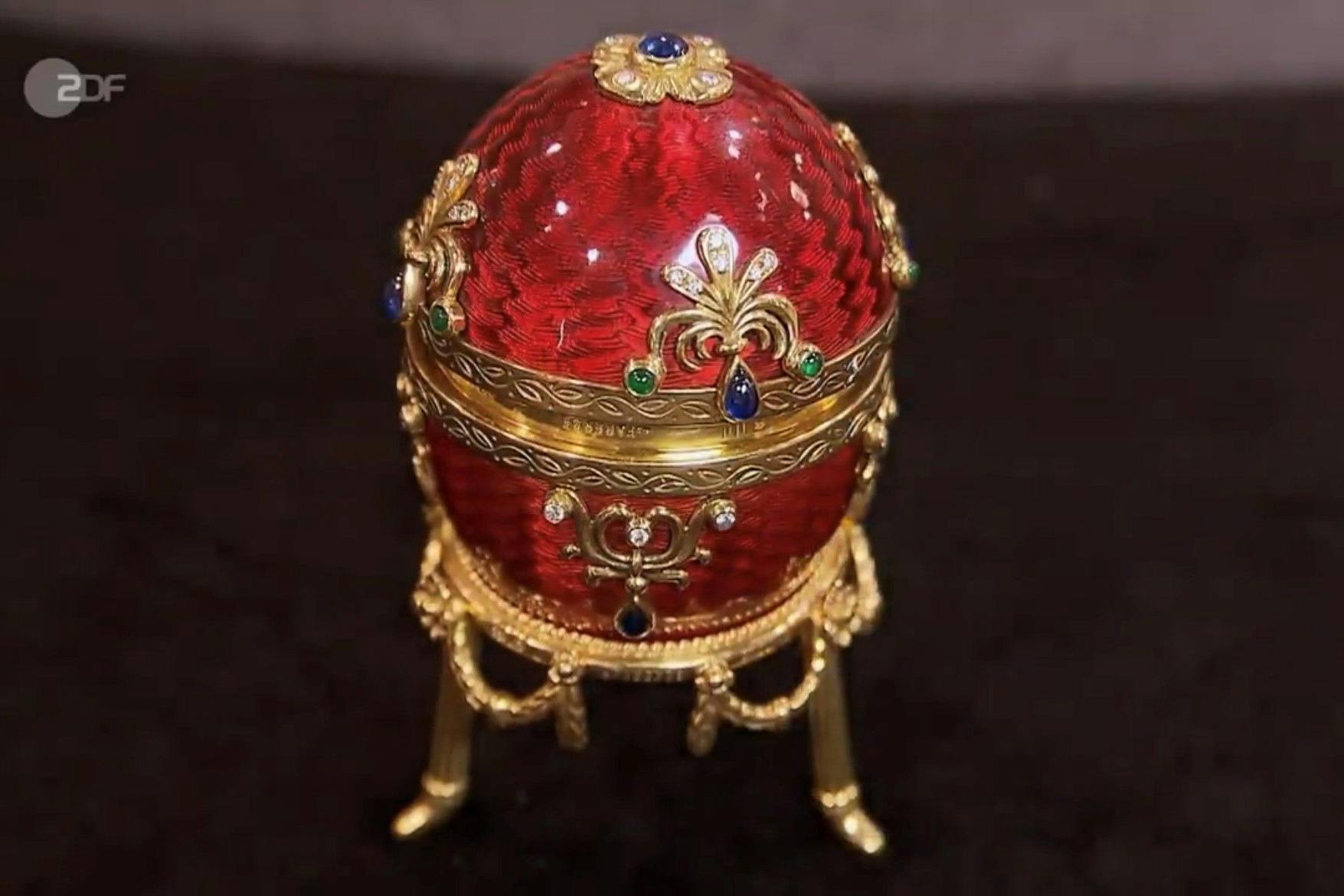Bei „Bares für Rares“ soll dieses Fabergé-Ei verkauft werden.