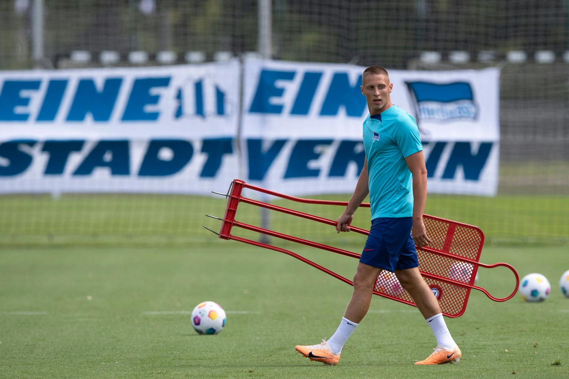 Zweiter Anlauf bei Hertha BSC. Palko Dardai wird Freitag gegen SV Wehen Wiesbaden in der Startelf stehen.