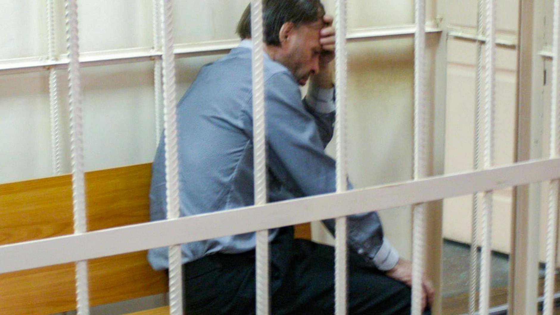 Wladimir Tscheskidow (51) muss sich nun vor Gericht verantworten. Er soll die Frau Tausende Male vergewaltigt haben.