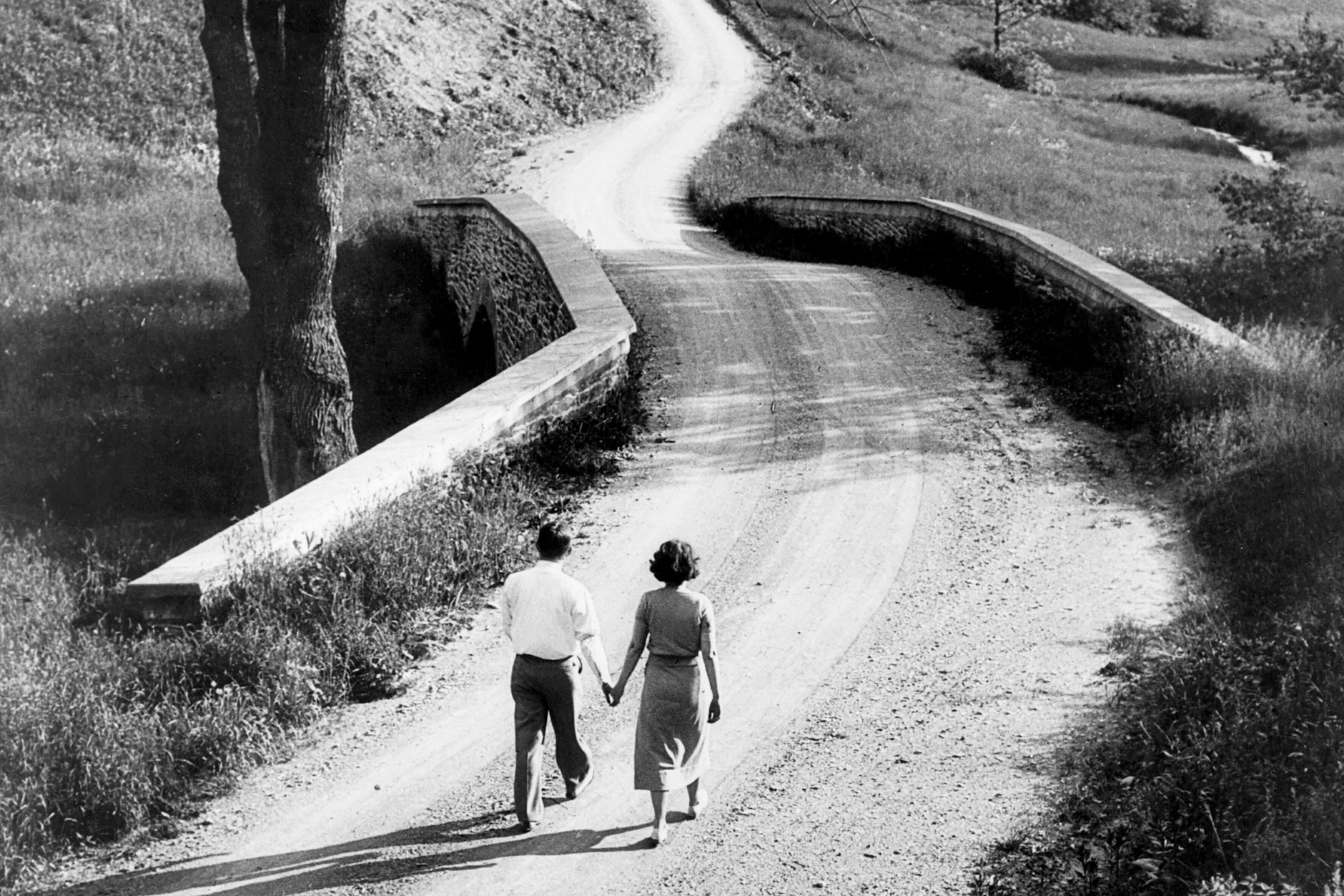 Ein Paar unterwegs. Klara Blum erzählt von einer Liebe, der nur kurze Zeit blieb.&nbsp;&nbsp;