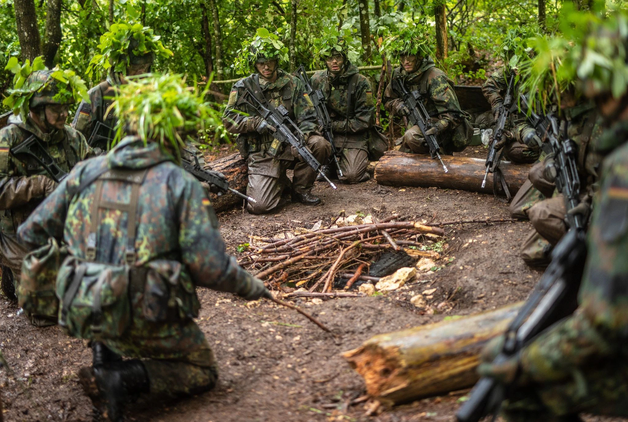 Reservisten auf einem Übungsplatz der Bundeswehr in Baden-Württemberg.  