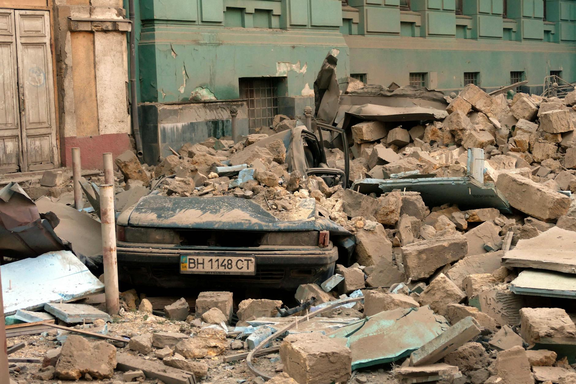 Zerstörungen in Odessa nach russischem Beschuss