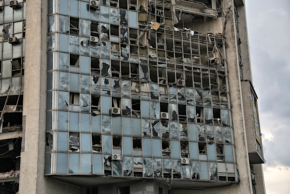Russland greift immer wieder die Hafenstadt Ismajil an. Dabei wurden schon viele Gebäude und Hafeninfrastruktur beschädigt, wie hier bei einem Angriff im August.