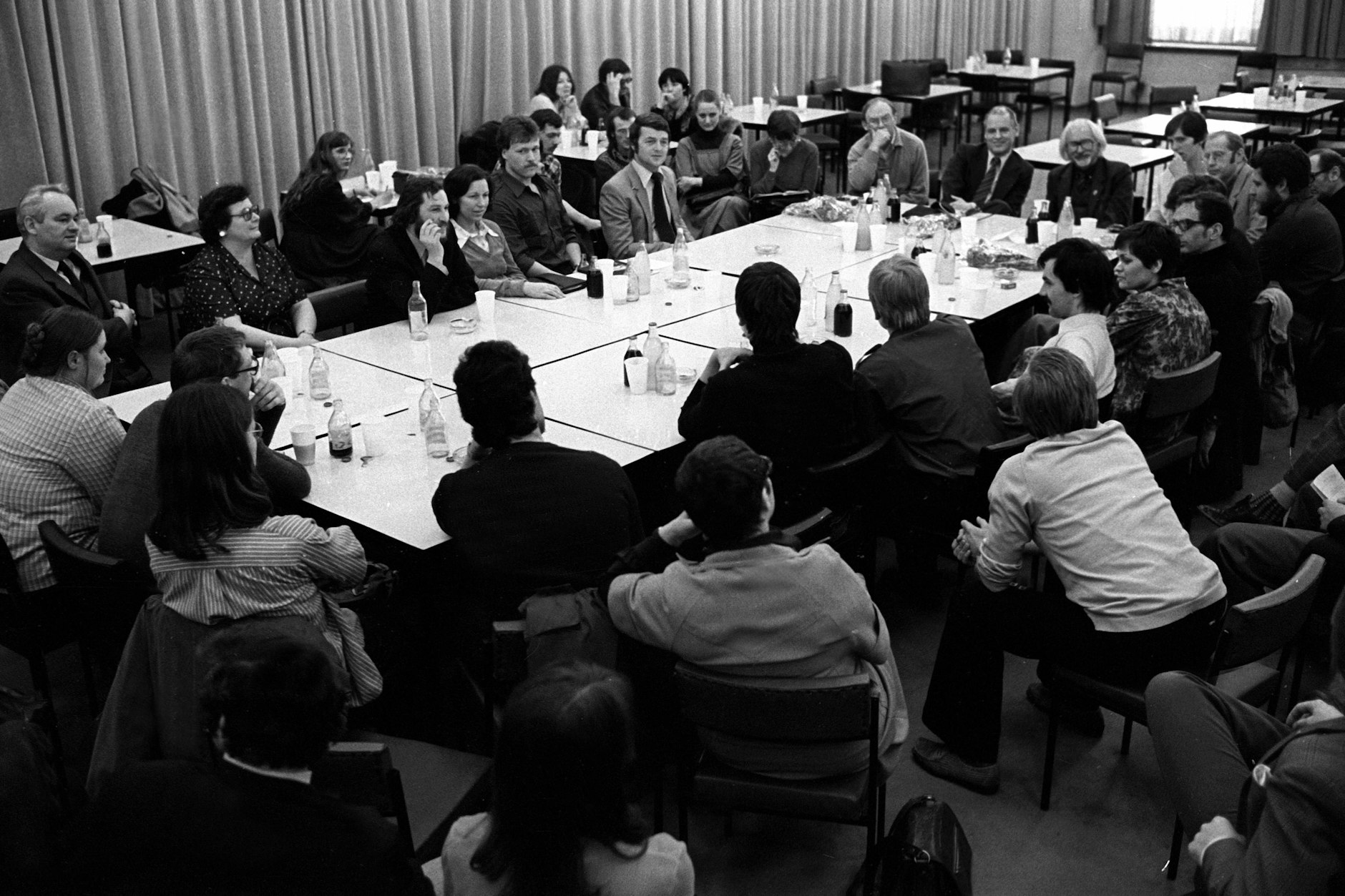 Lesung im Rahmen der Aktion „Schriftsteller für den Frieden“ des Berliner Schriftstellerverbandes, 1982.