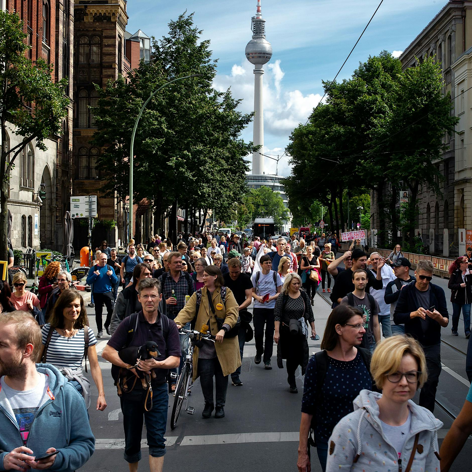 Demos in Berlin: Diese Straßen sind heute gesperrt