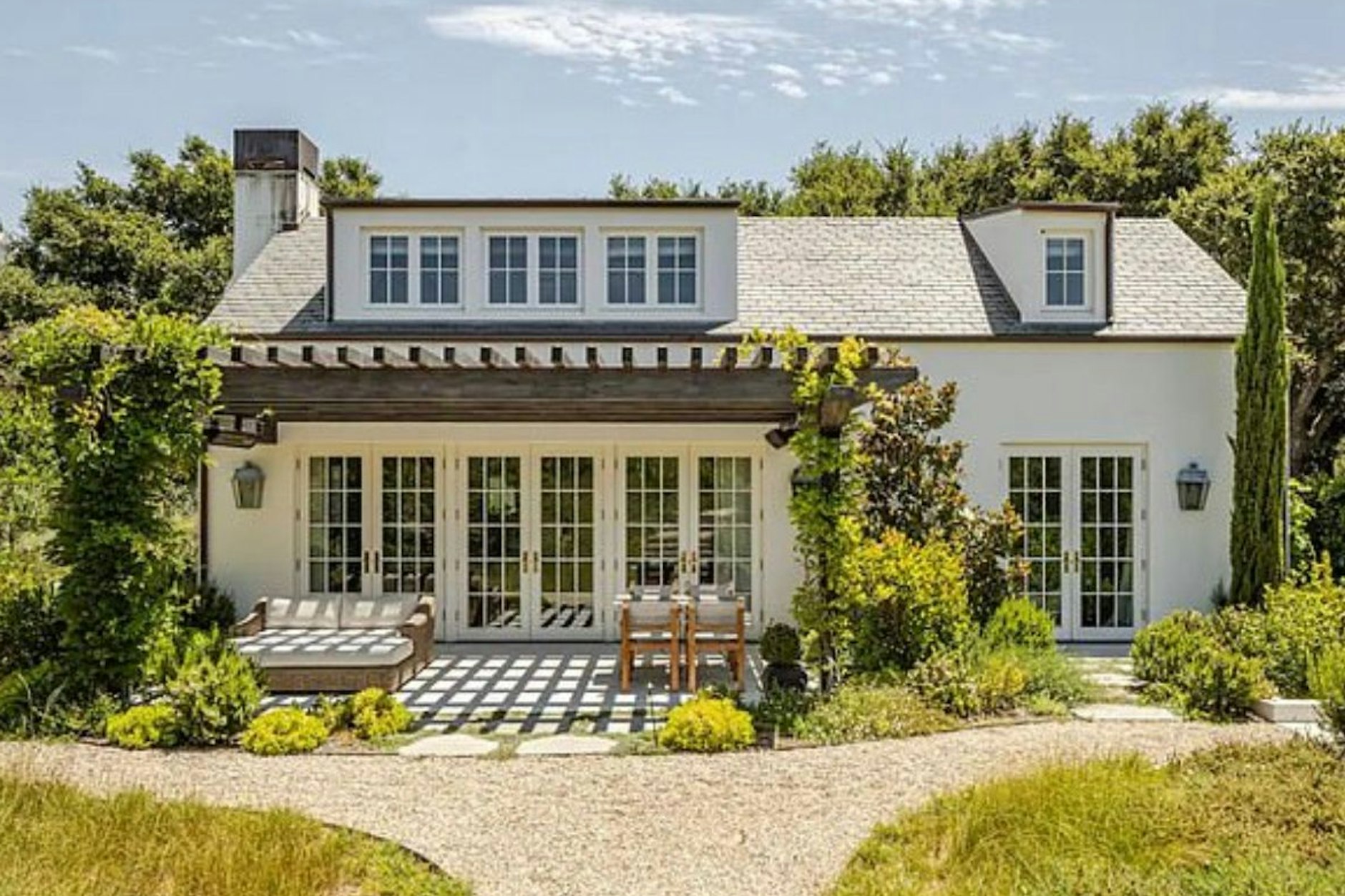 Paltrows „beautiful little guesthouse“ könnte auch eine Villa in Grunewald sein.