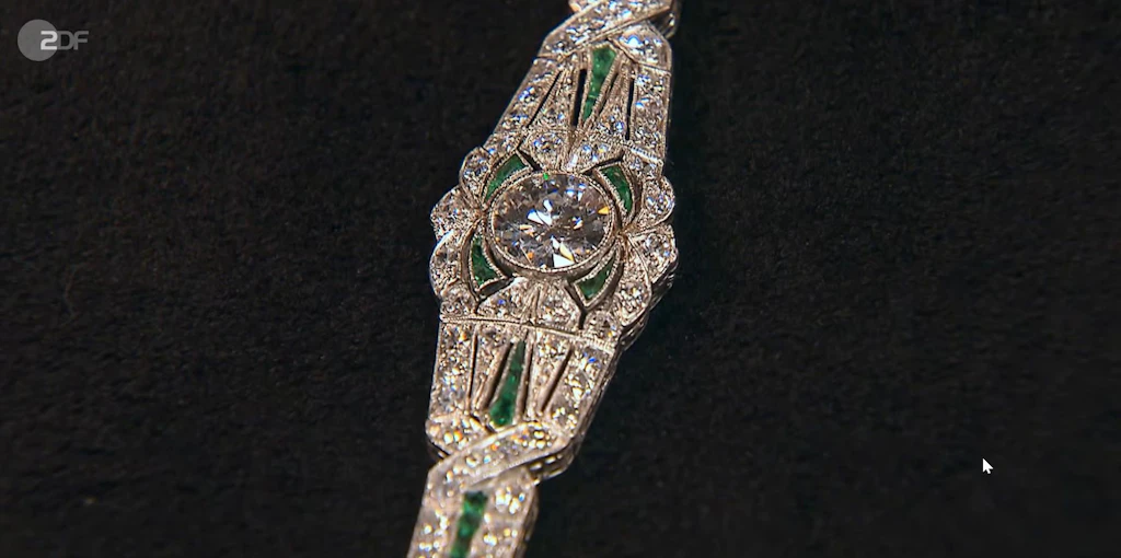 Art-déco-Platin-Armband fasziniert „Bares für Rares“-Händler – und füllt die Hochzeitskasse!