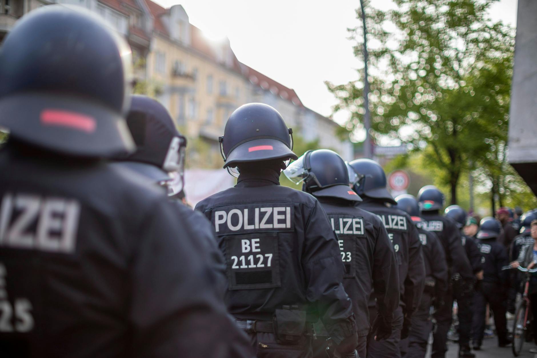 Polizisten am 1. Mai in Berlin-Kreuzberg. Die Berliner Polizei könnte schon bald über mehr Befugnisse verfügen. 
