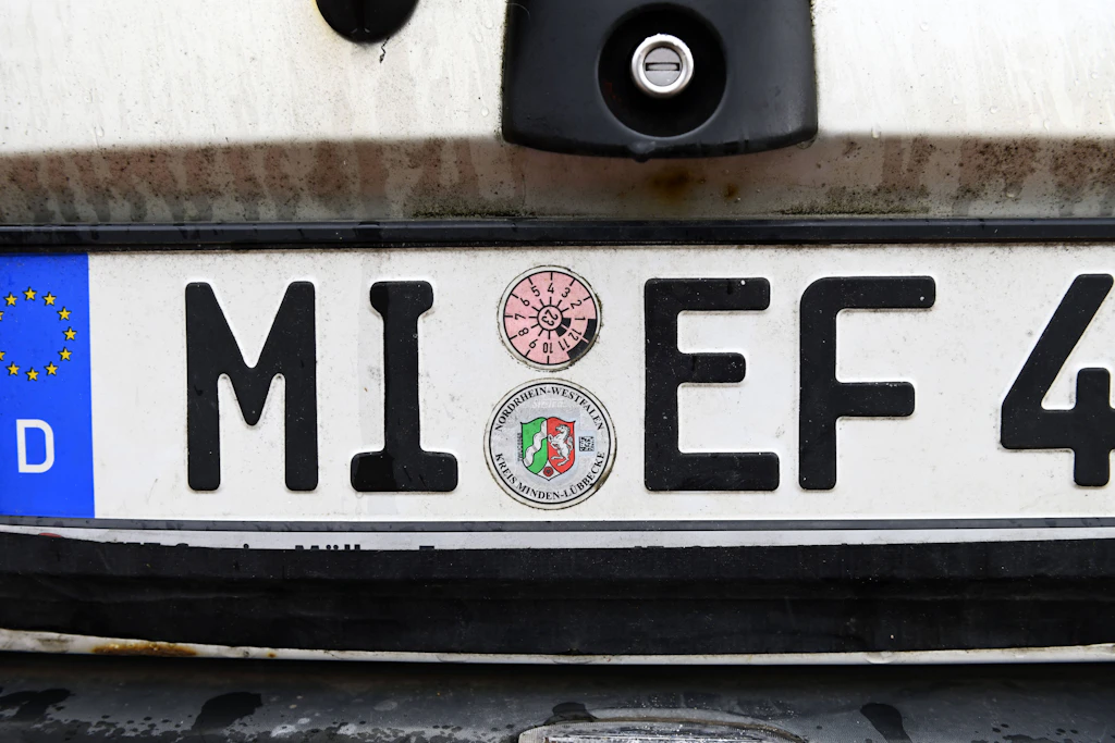 Diese Autokennzeichen sind in Deutschland verboten – die ganze Liste!