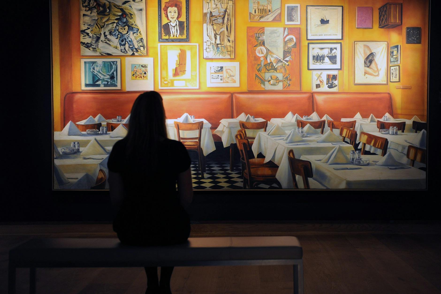 Martin Kippenbergers und Götz Valiens Bild „Paris Bar“ von 1991.