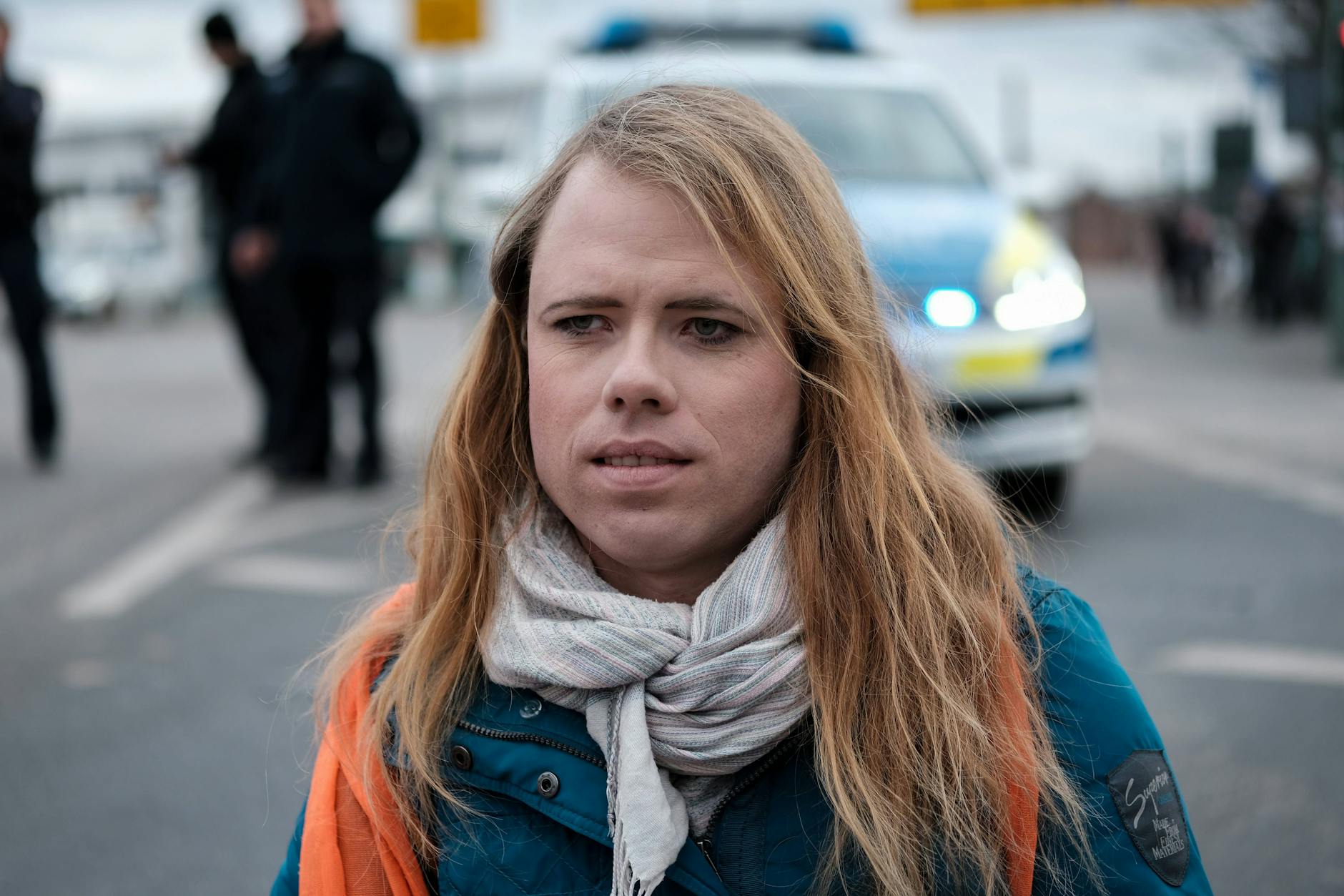 Die Aktivistin Penelope Frank ist an zahlreichen Aktionen der Letzten Generation in Berlin und Brandenburg beteiligt.