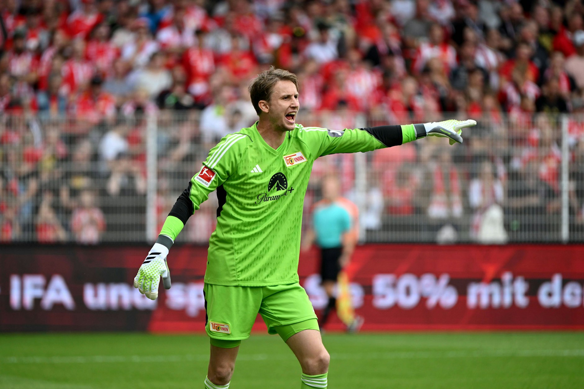 Frederik Rönnow hat offenbar das Interesse von Lazio Rom geweckt. Der Stammtorhüter soll sich mit einem Wechsel beschäftigen.