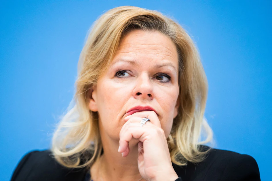 Antifa veröffentlicht Privatadressen von AfD-Kandidaten – Faeser reagiert