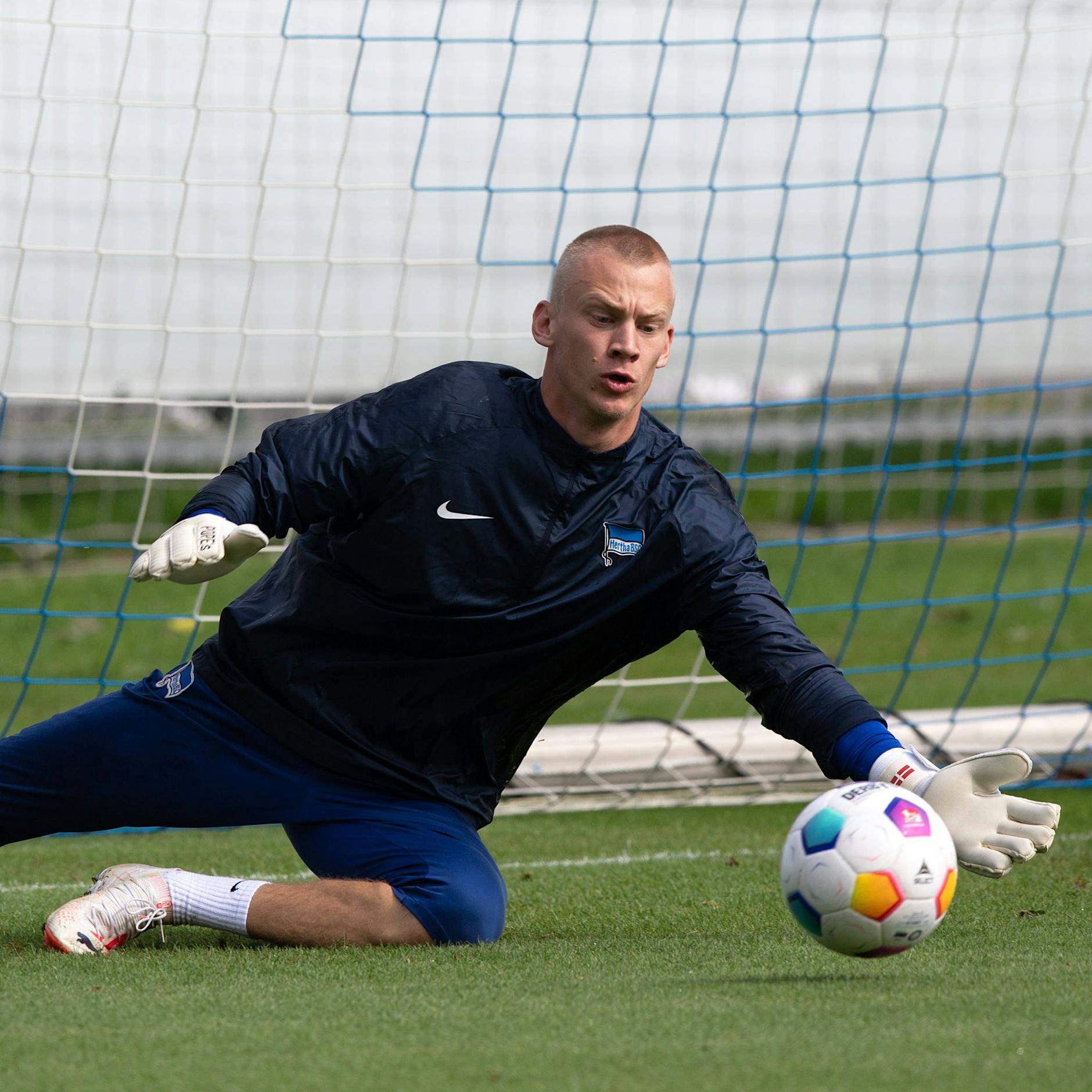 Hertha BSC: Torwart Oliver Christensen unterschreibt beim AC Florenz