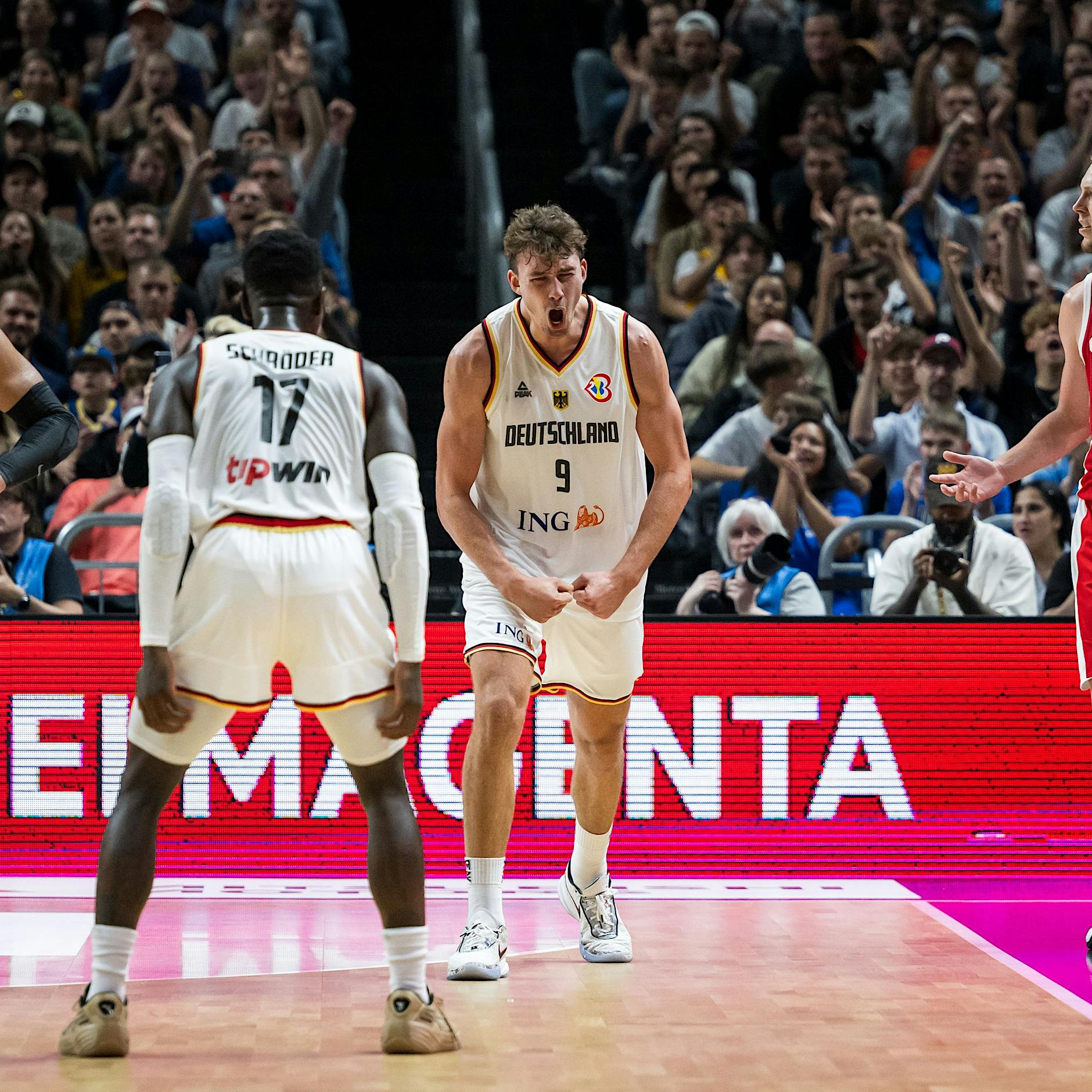 Franz Wagner trägt deutsche Basketballer bei seinem Berlin-Heimspiel zum Sieg