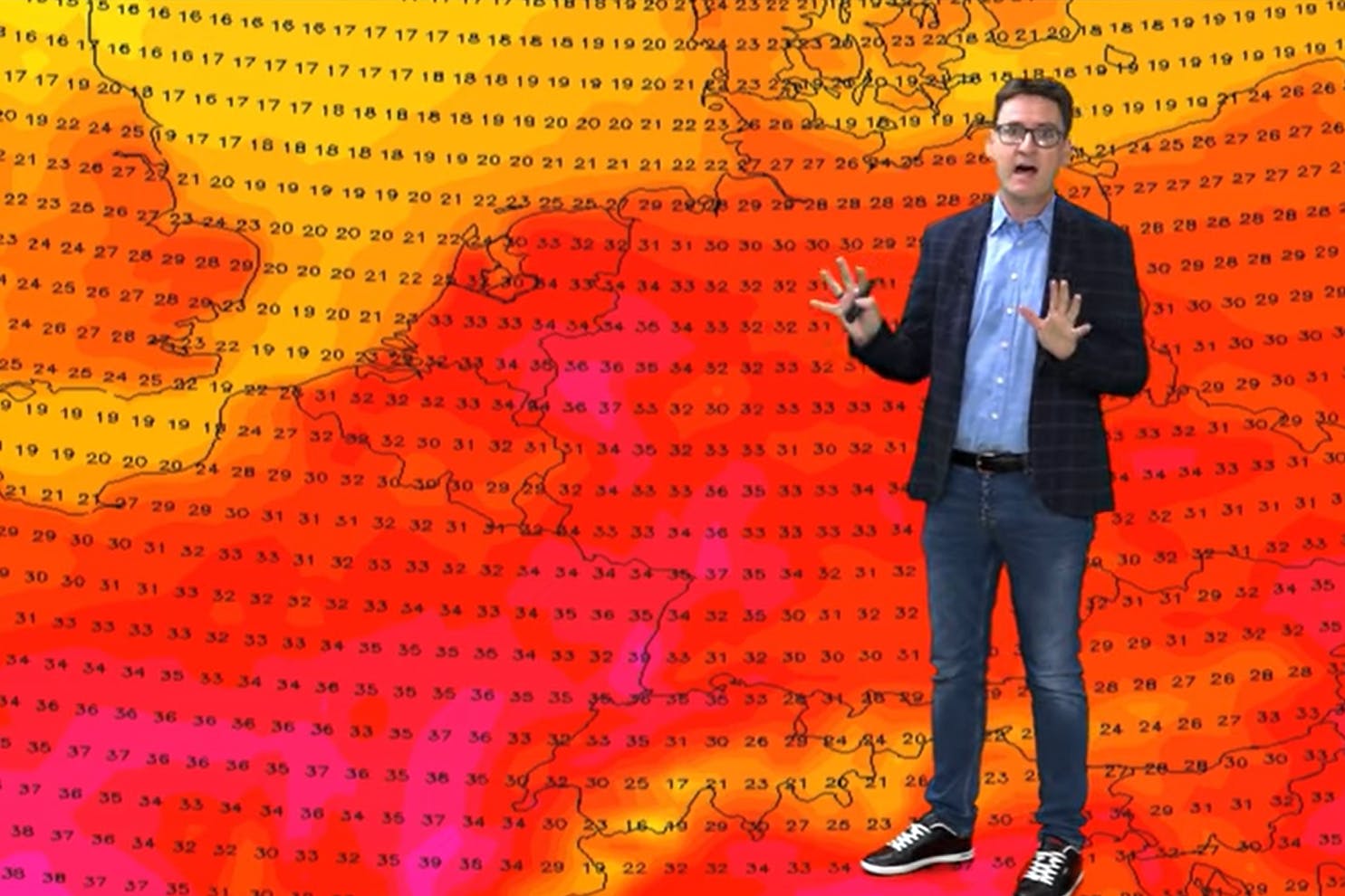 Laut Dominik Jung von wetter.net gibt es in der kommenden Woche wieder extreme Hitze in Deutschland: Die Wettermodelle gehen von bis zu 39 Grad aus!