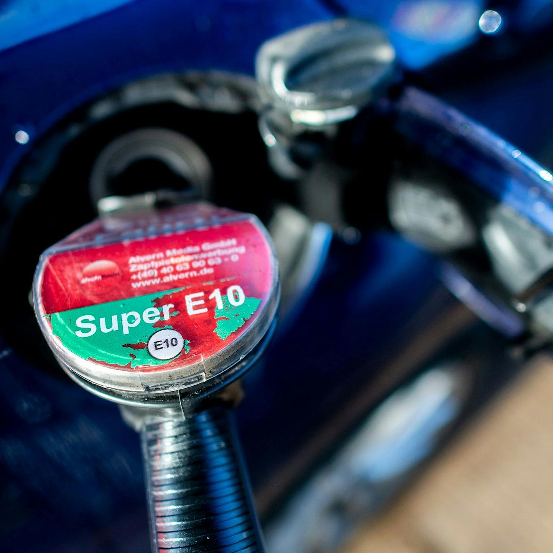 Preise für Benzin und Diesel – ADAC klagt: Verbraucher „zahlen zehn Cent zu viel“