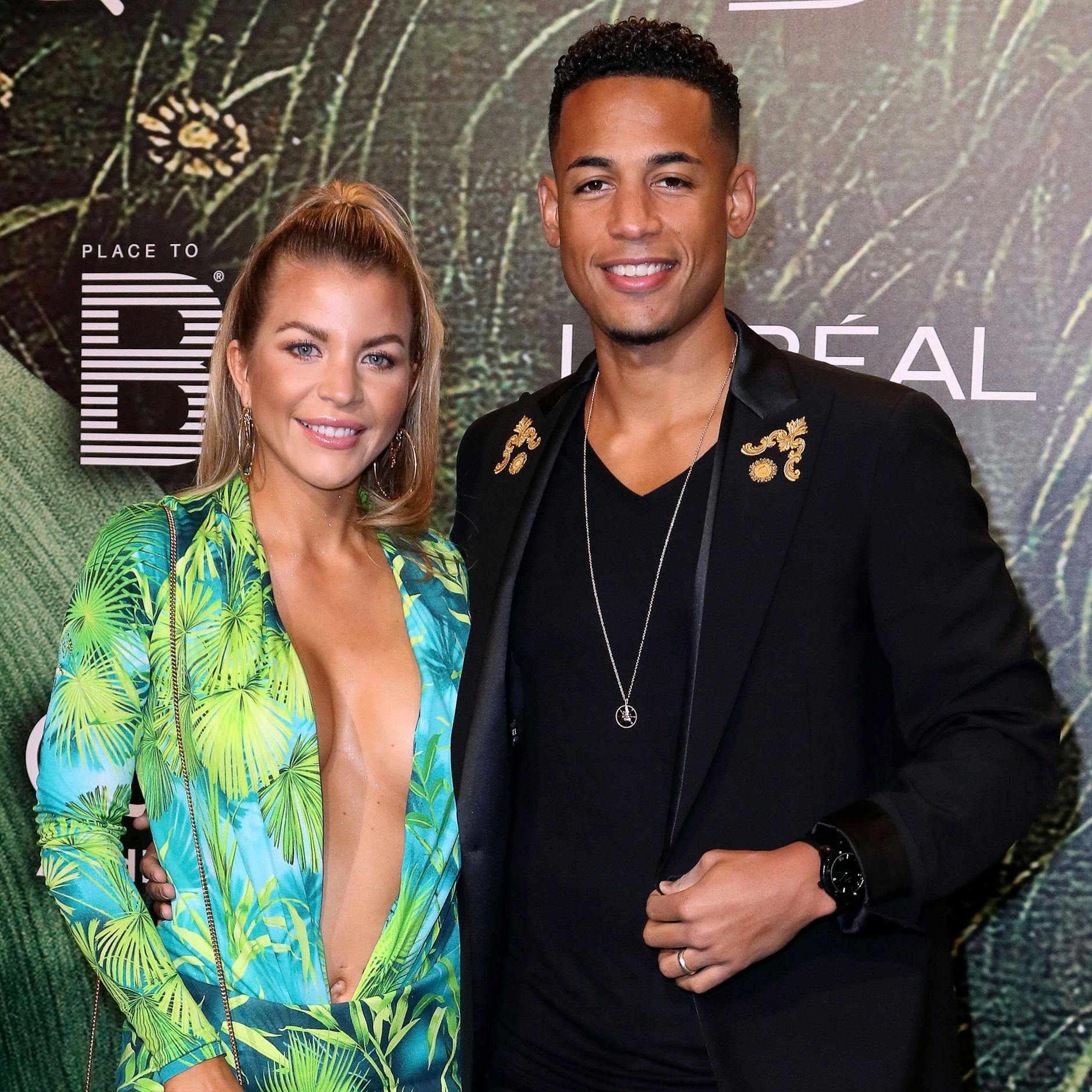 Ina und Dennis Aogo leben mit ihren zwei Kindern in Dubai.